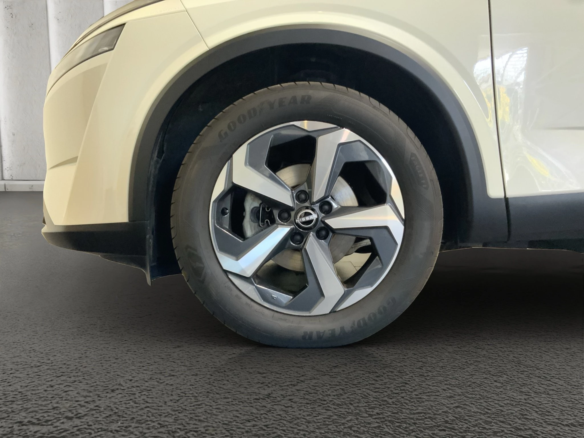 Nissan-QASHQAI-image-8