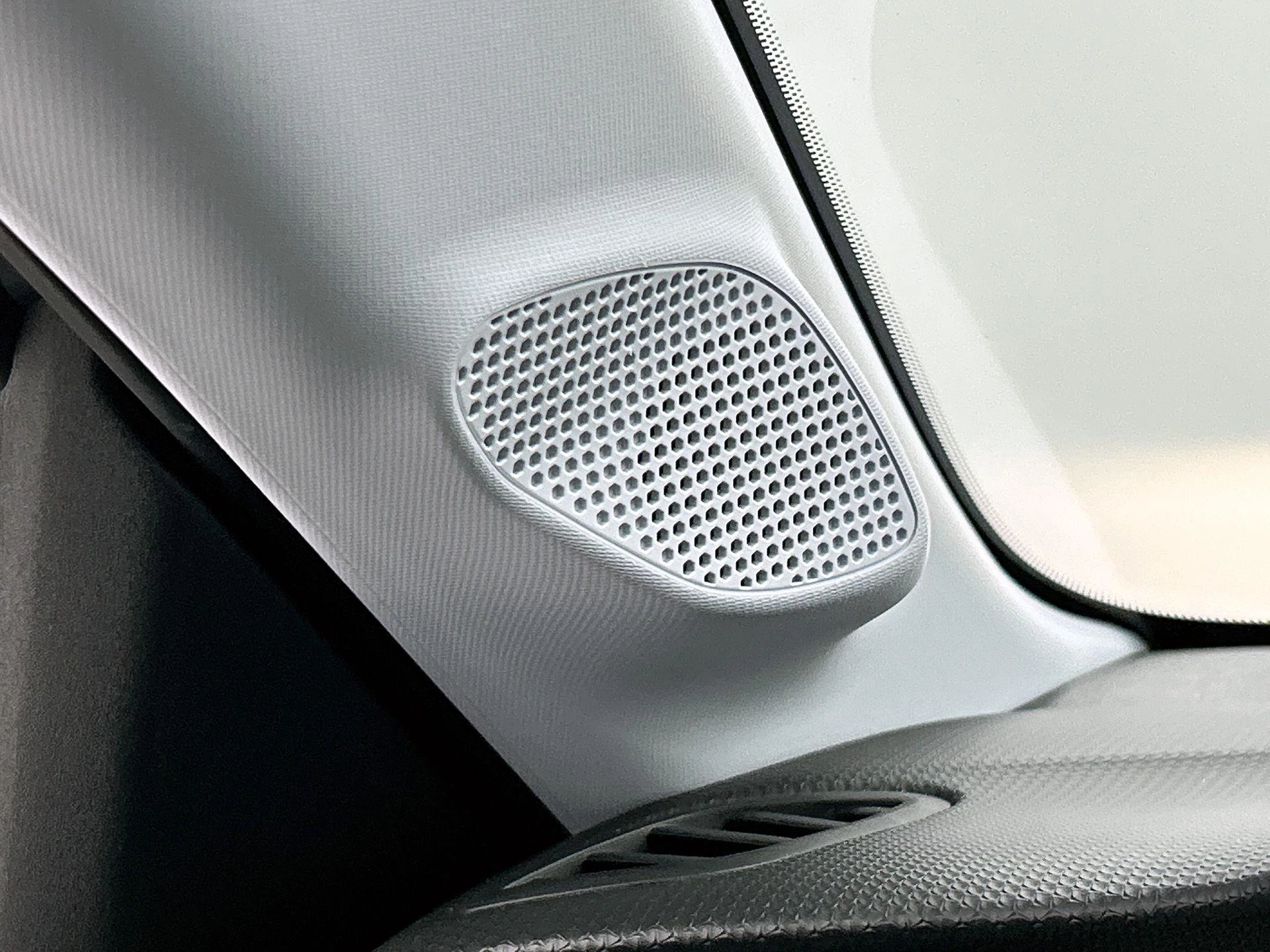 Opel-Corsa-image-11