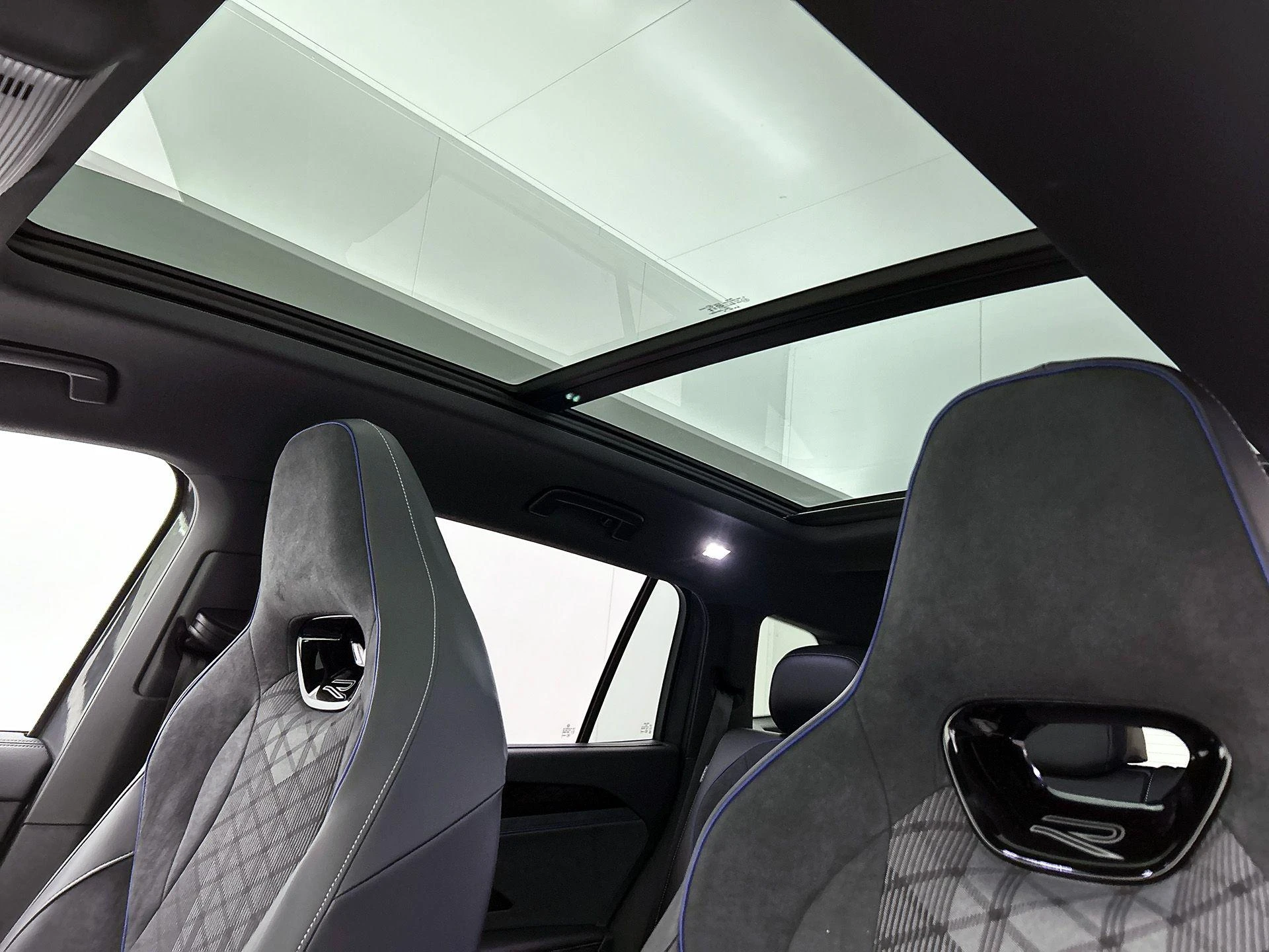 Volkswagen-Tayron-image-41