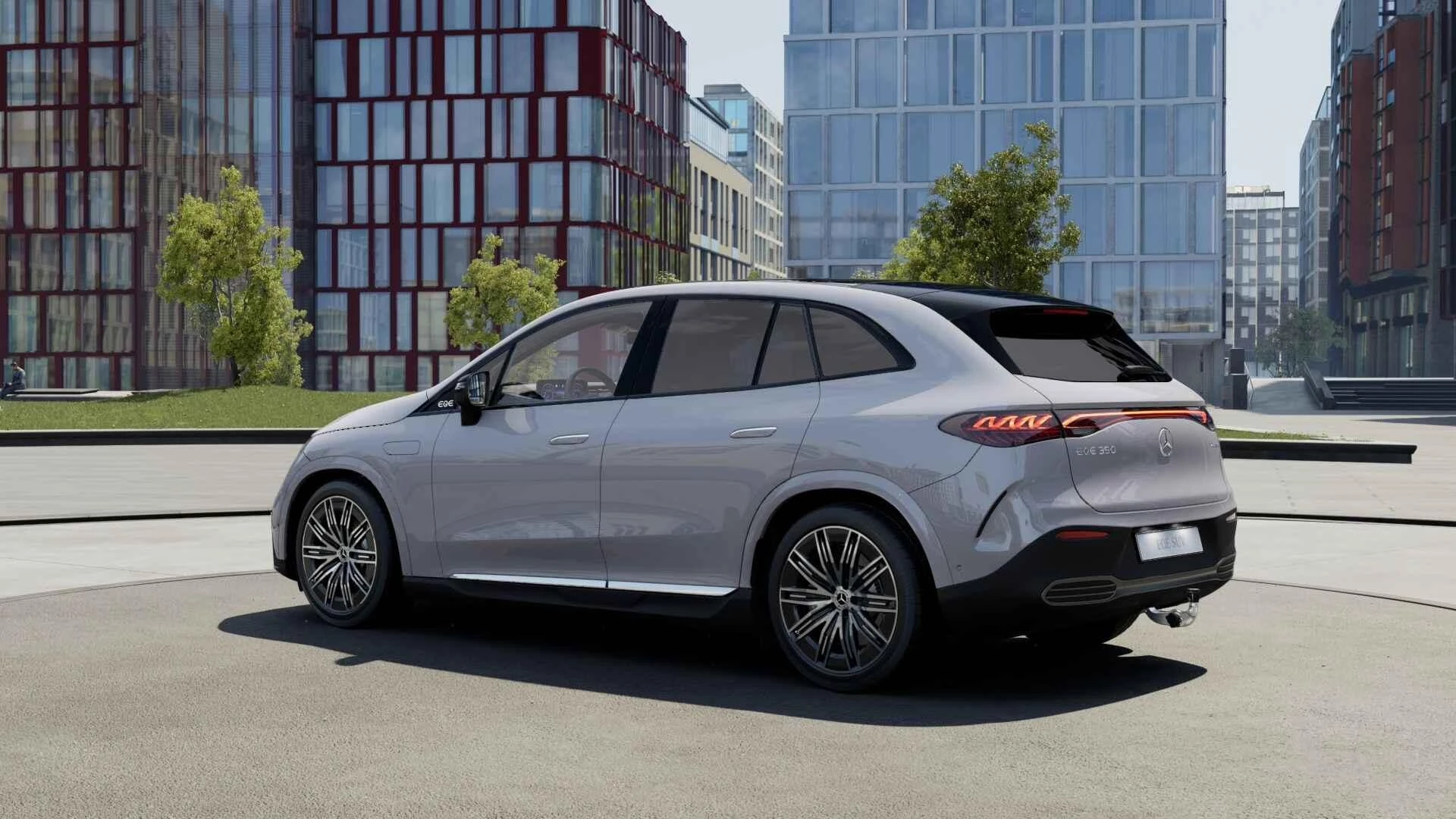 Mercedes-Benz-EQE-image-2