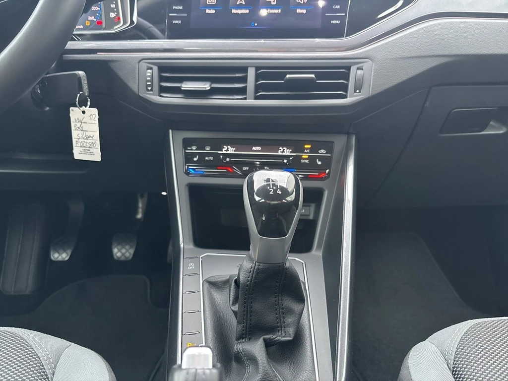 Volkswagen-Polo-image-8