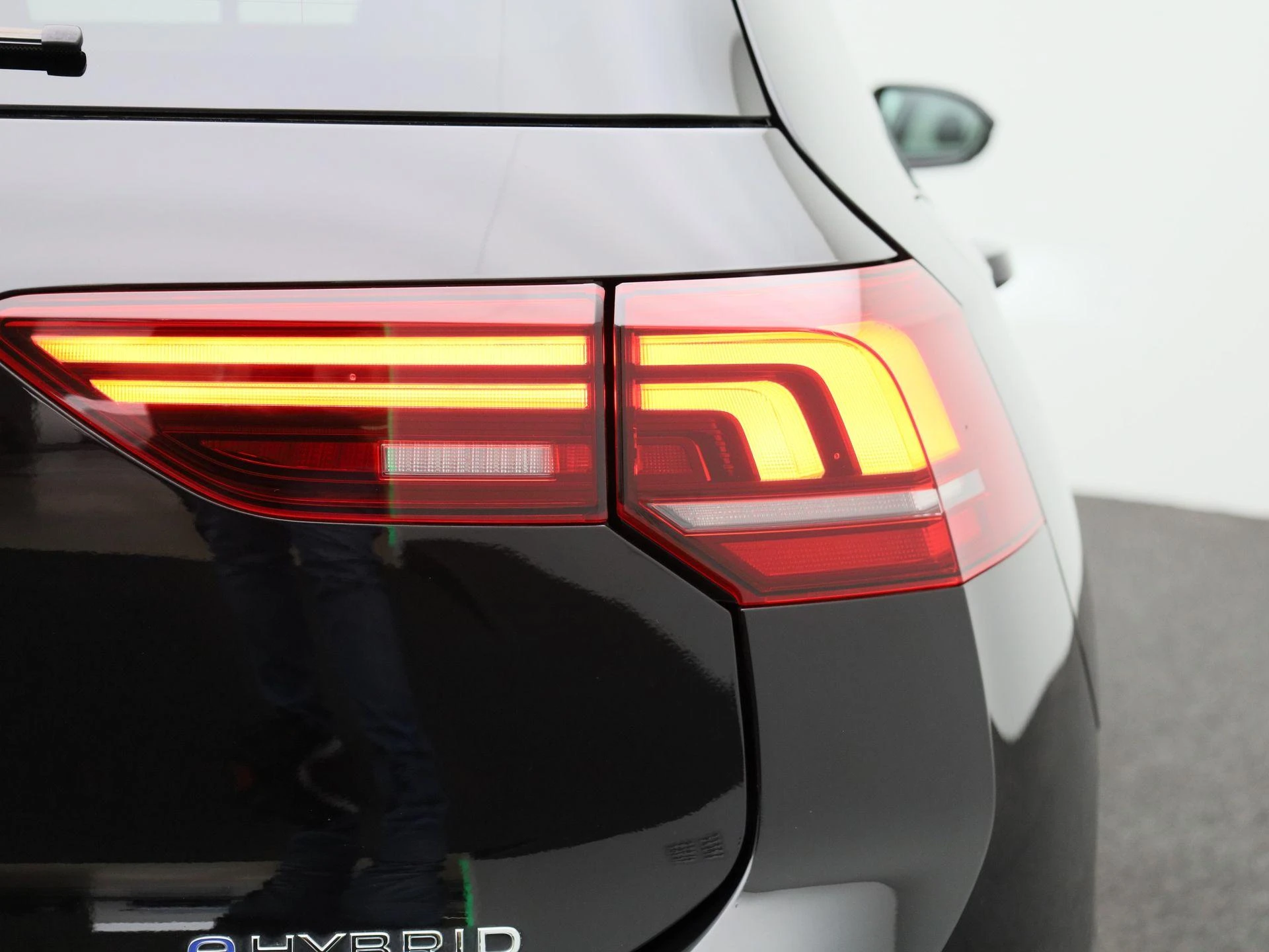 Volkswagen-Golf-image-42