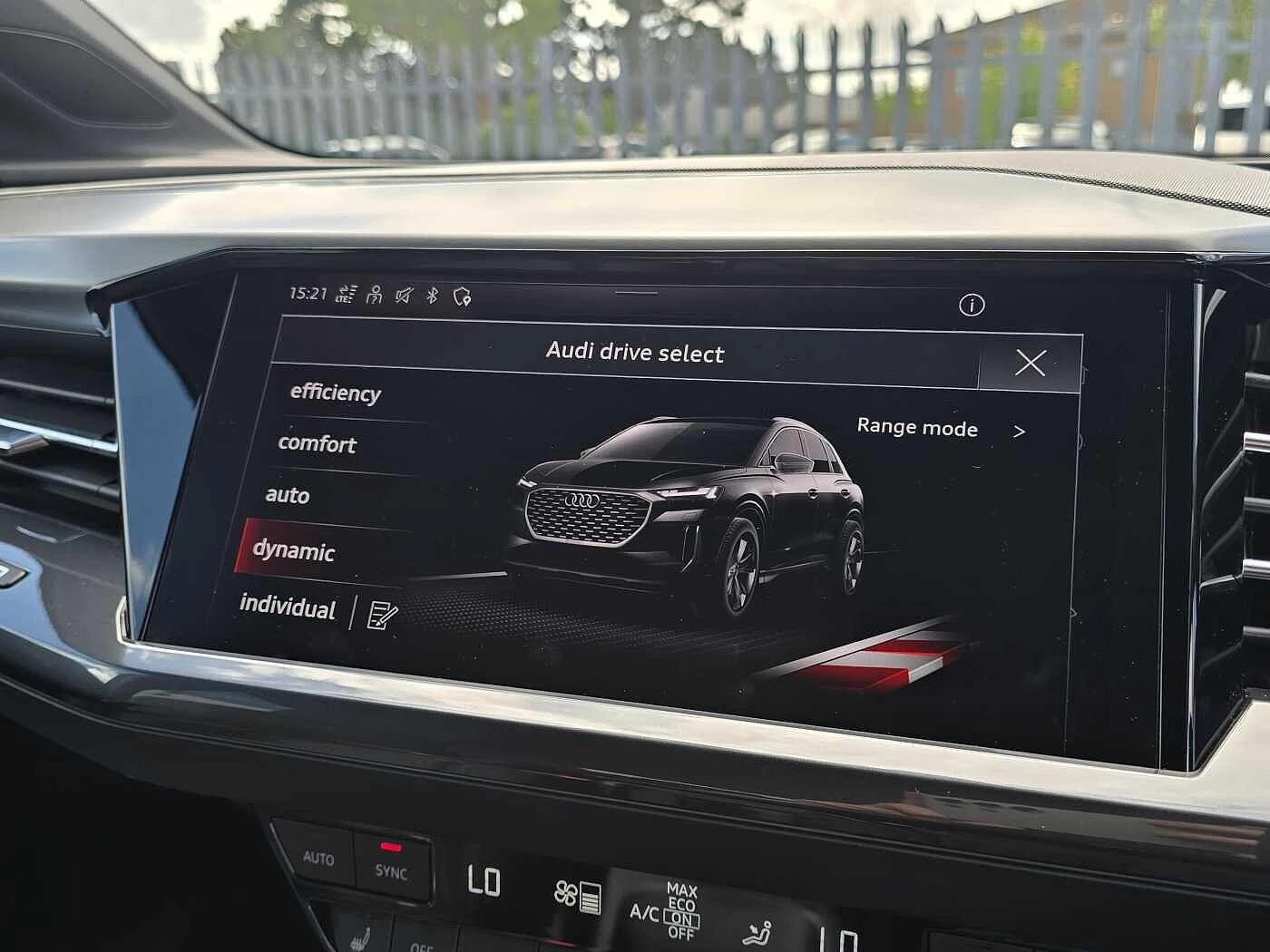Audi-Q4 e-tron-image-22