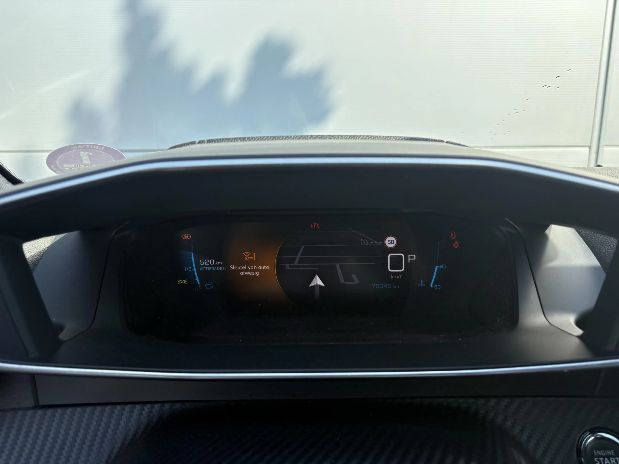 Peugeot-208-image-11