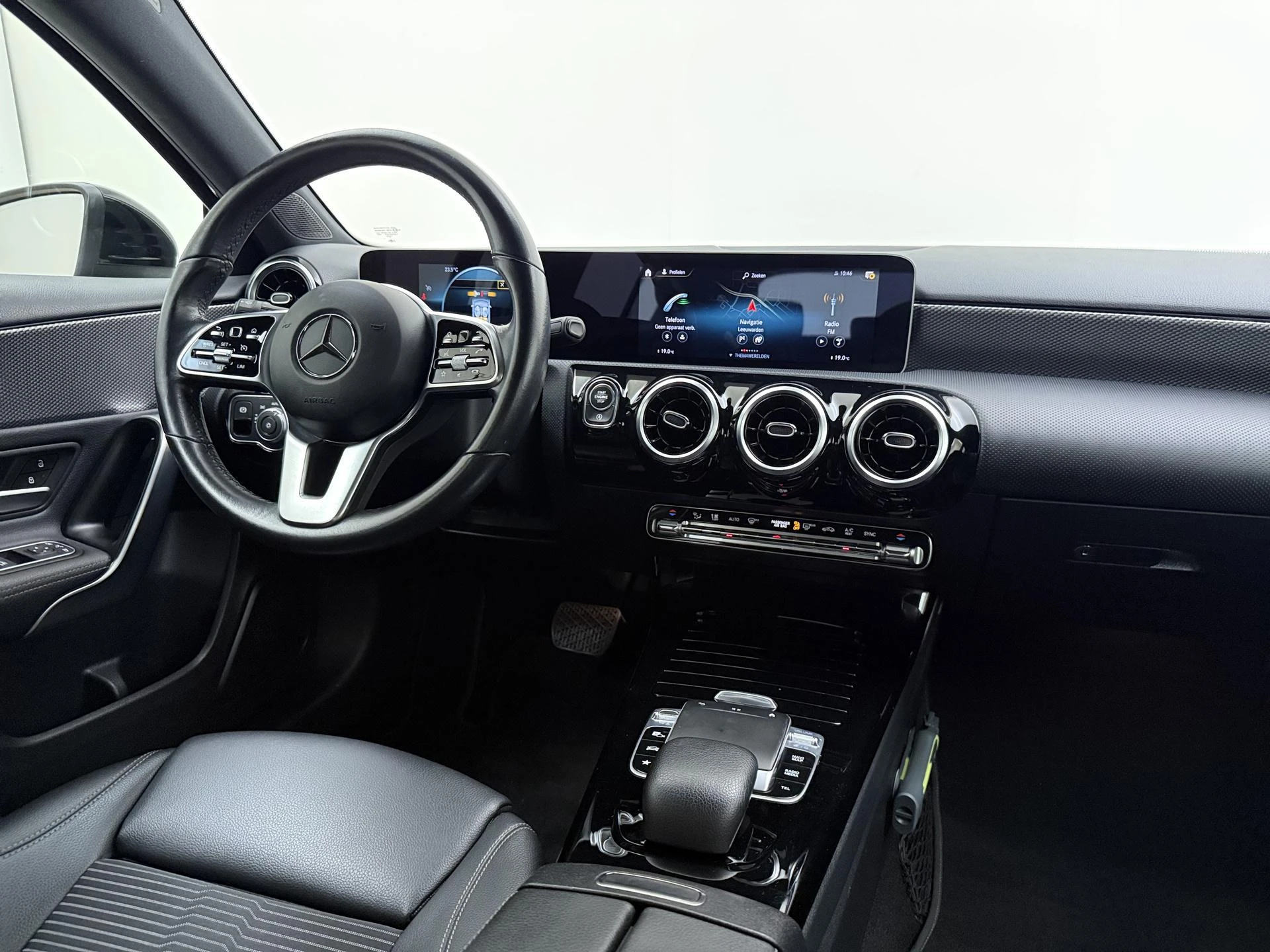 Mercedes-Benz-A-Klasse-image-24