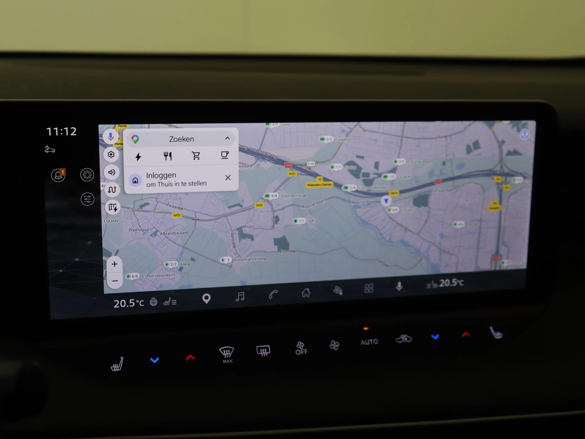 Nissan-Leaf-image-16