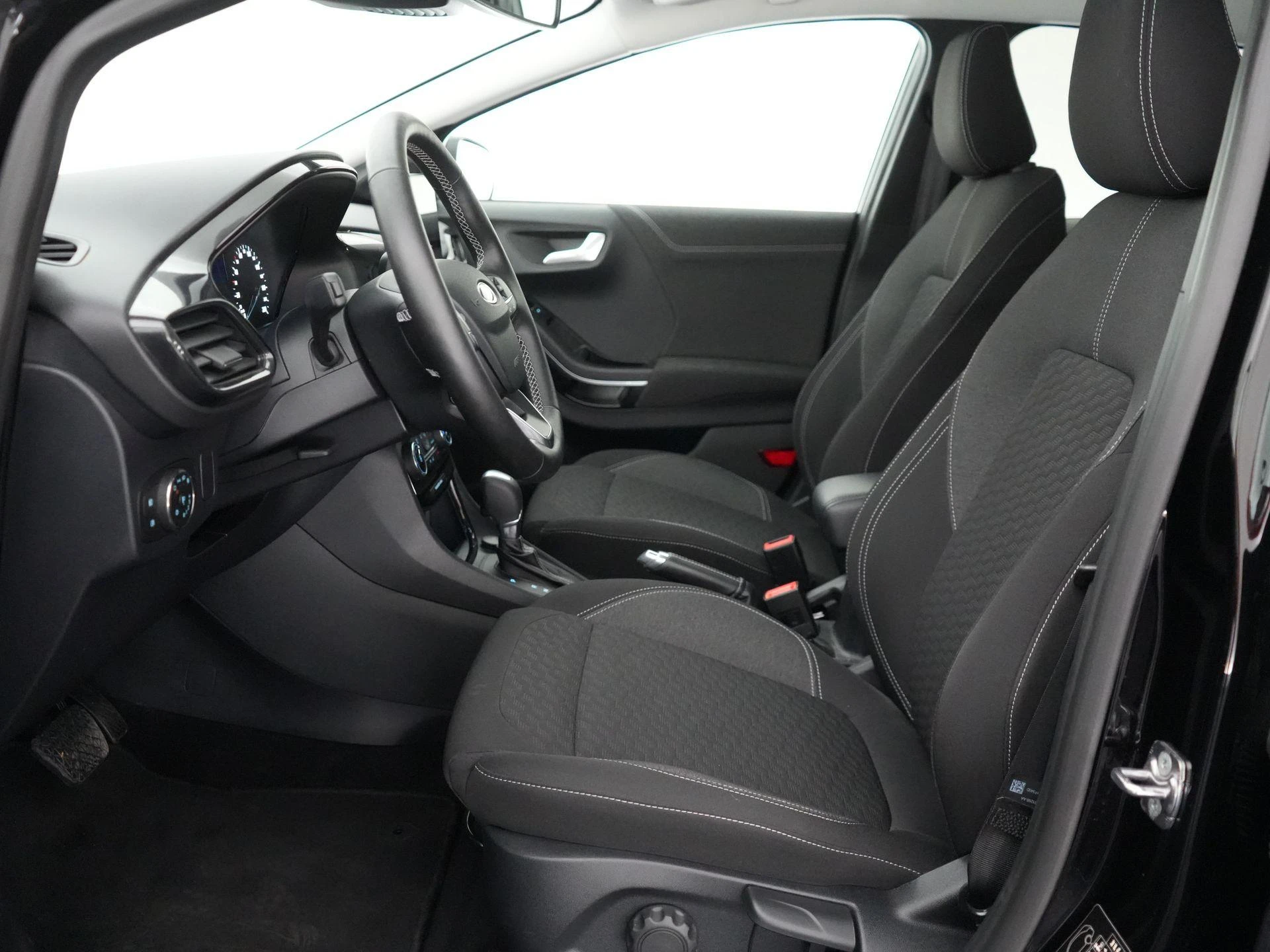 Ford Puma 1.0i Ecoboost MHEV 92kW Aut. Titanium