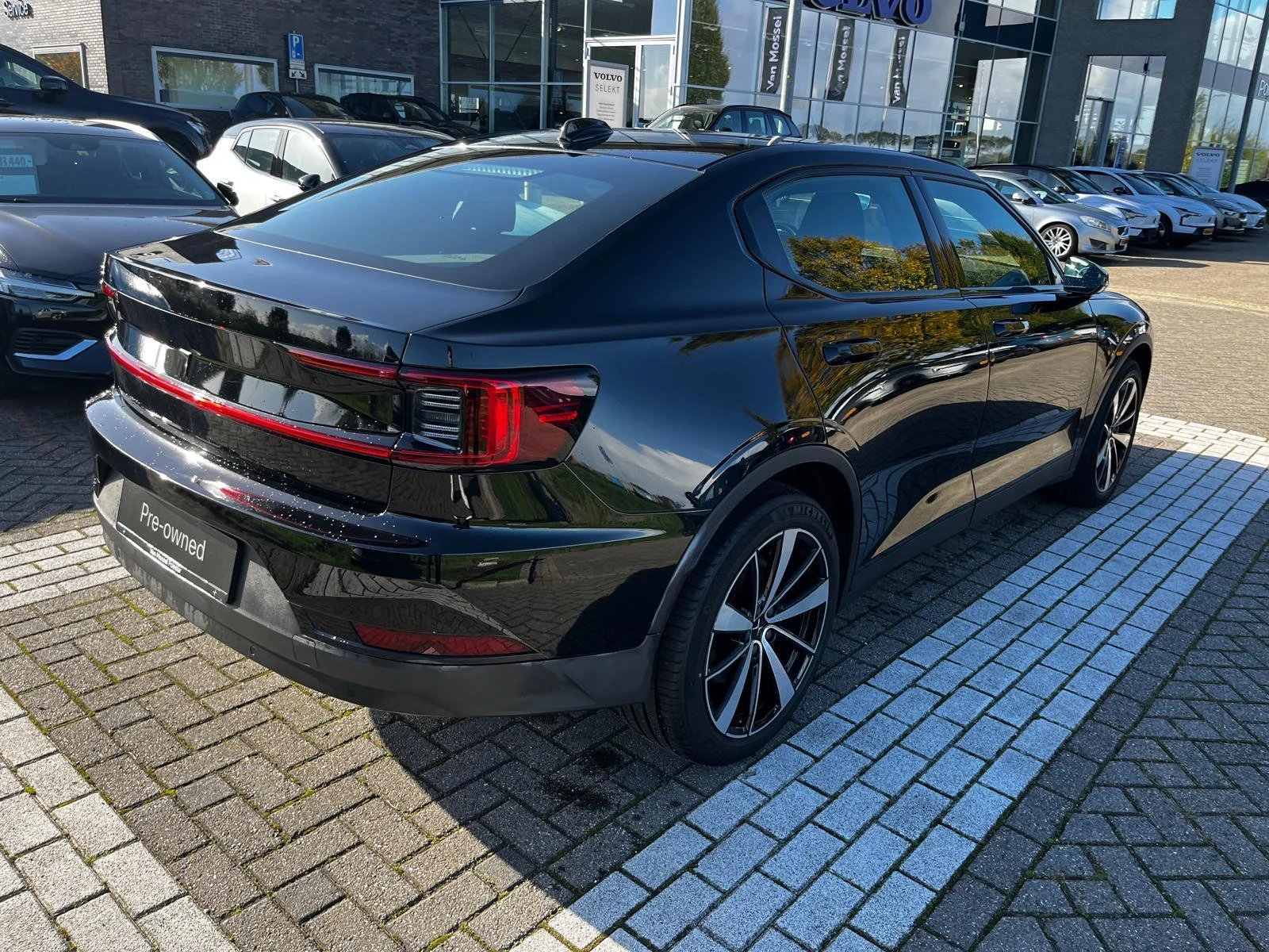 Polestar-2-image-2