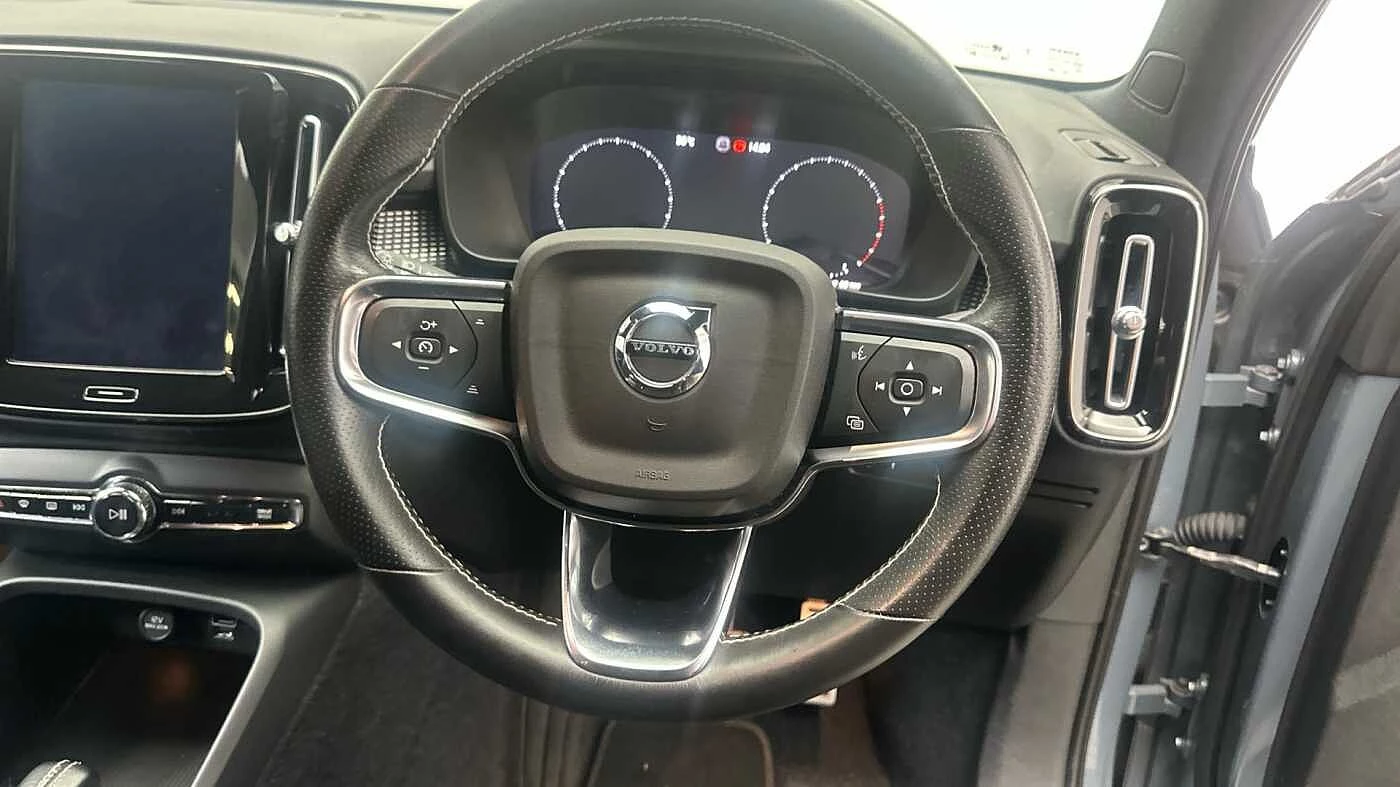 Volvo-XC40-image-11