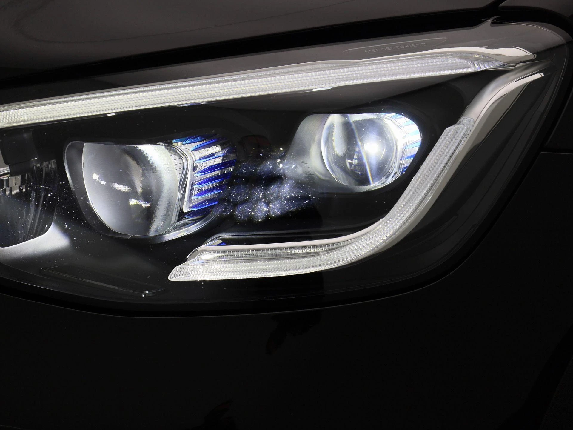 Mercedes-Benz-GLC-image-15