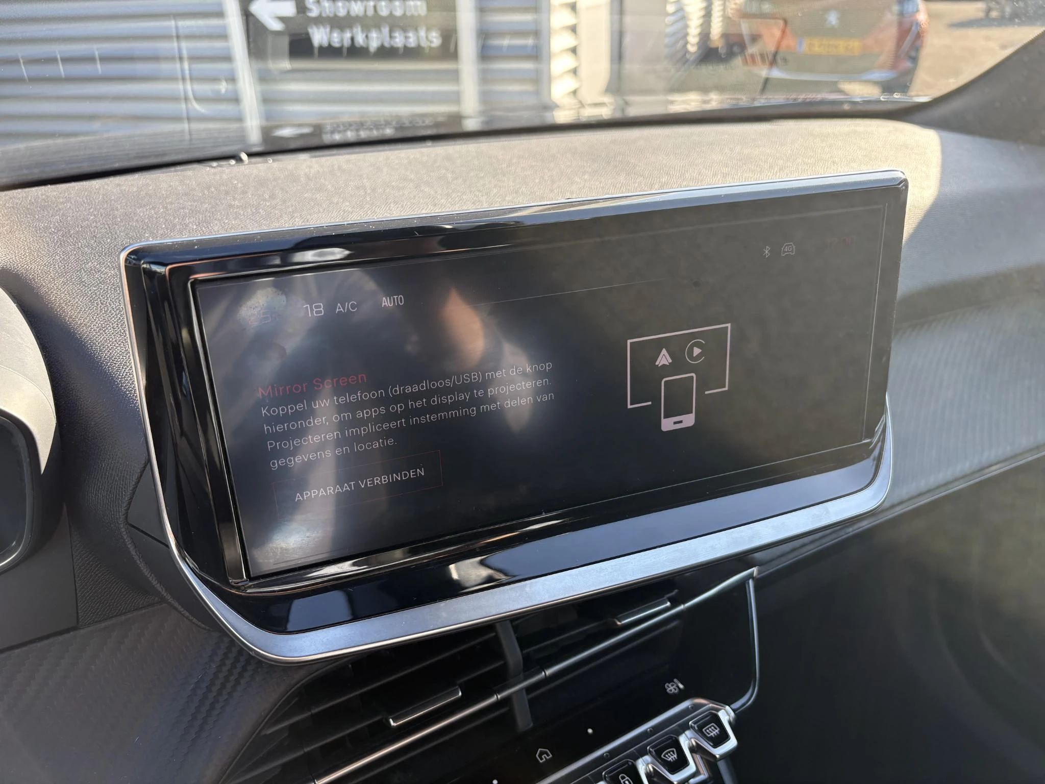 Peugeot-2008-image-16