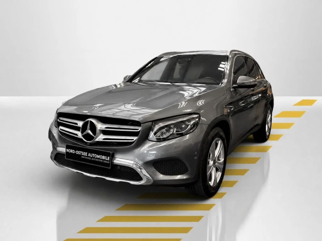 Mercedes-Benz-GLC 250-image-1