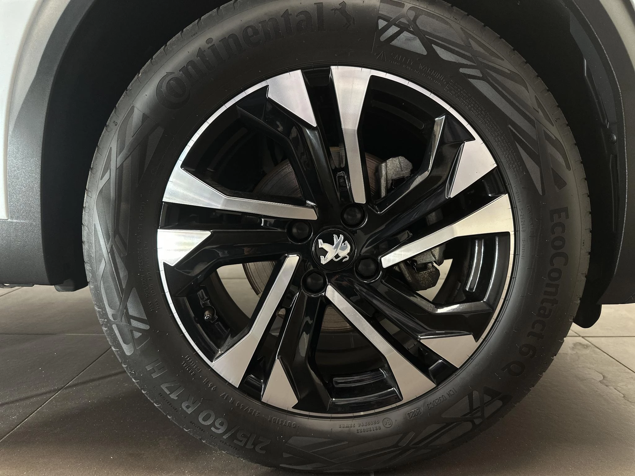 Peugeot-2008-image-6