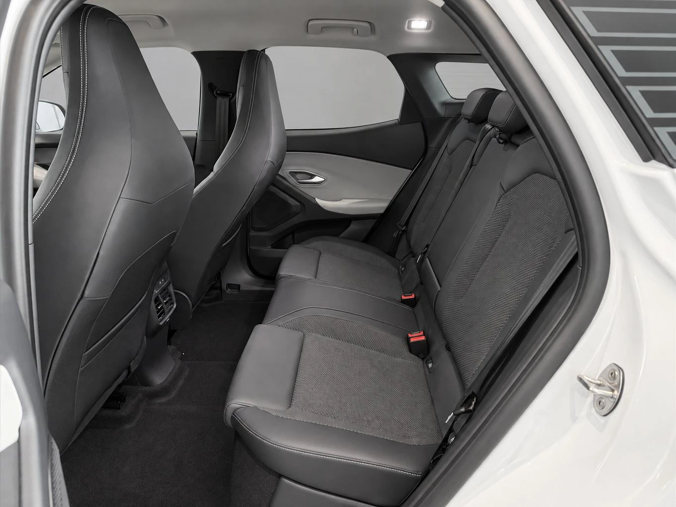 Ford-Explorer-image-12