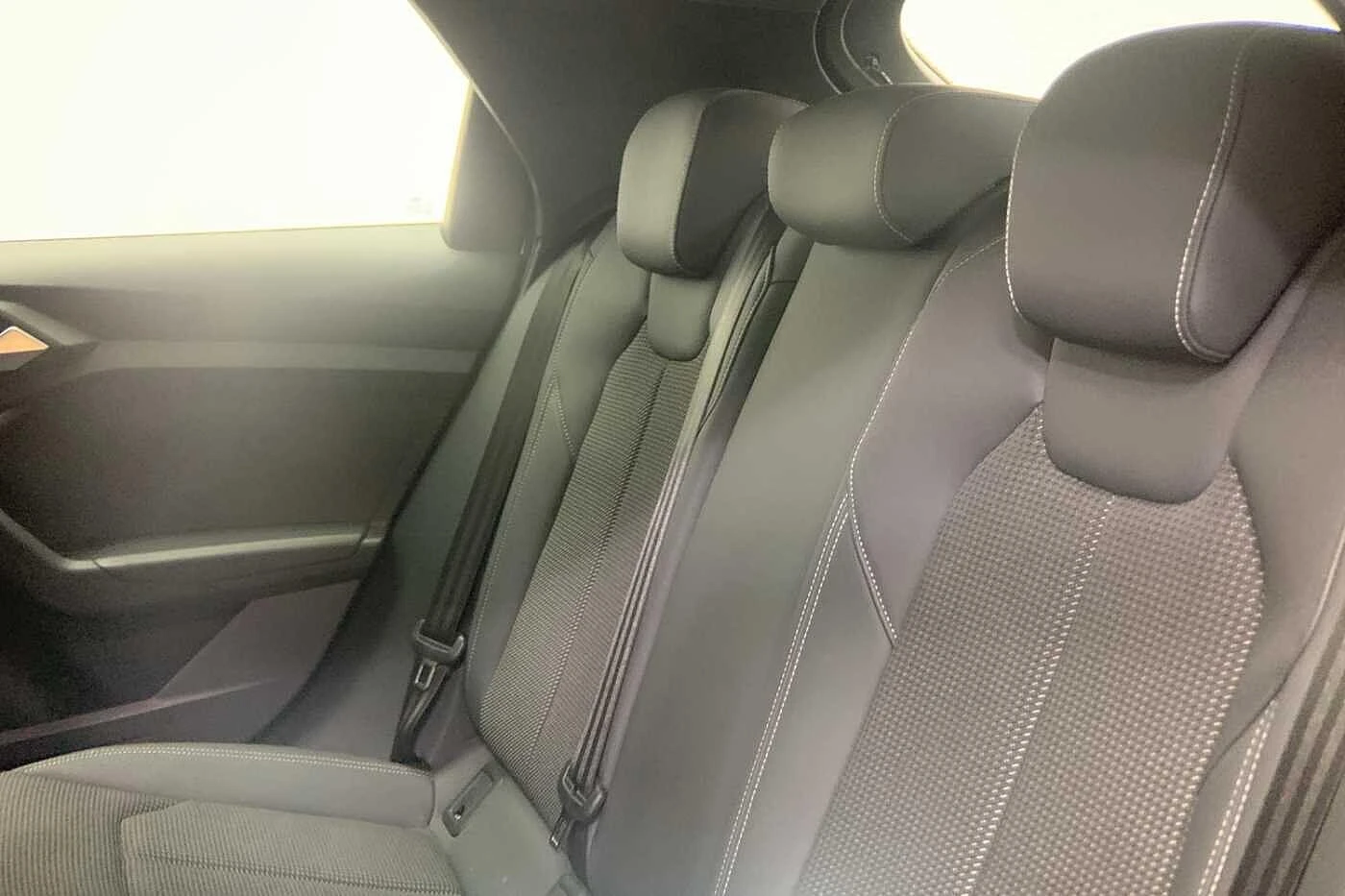 Audi-A1 Sportback-image-9