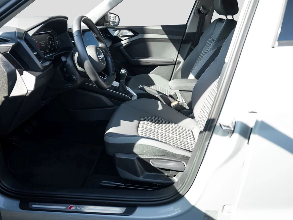 Audi A1 Sportback 30 TFSI S Line /LED/GRA/SHZ/DAB