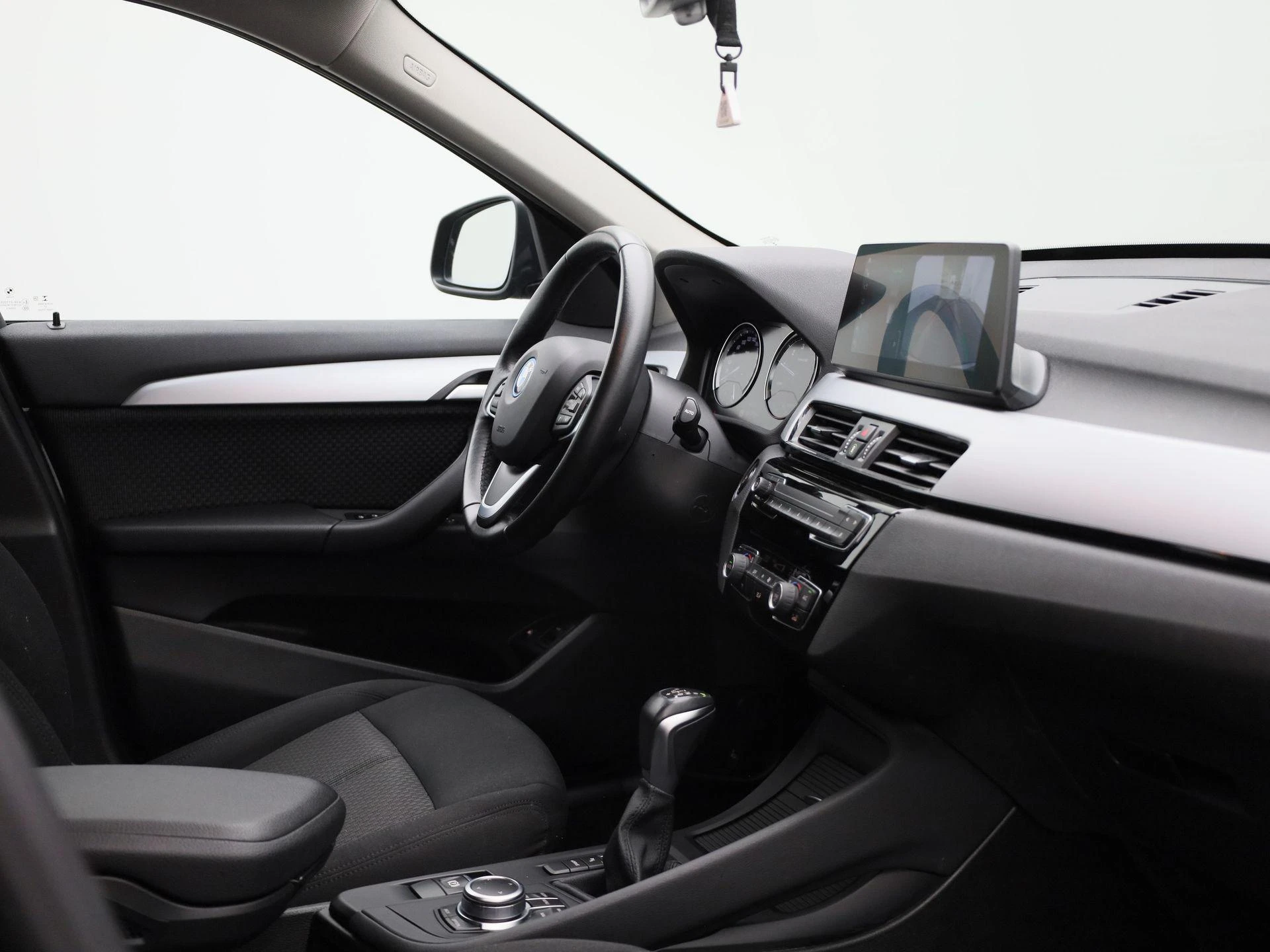 BMW-X1-image-33