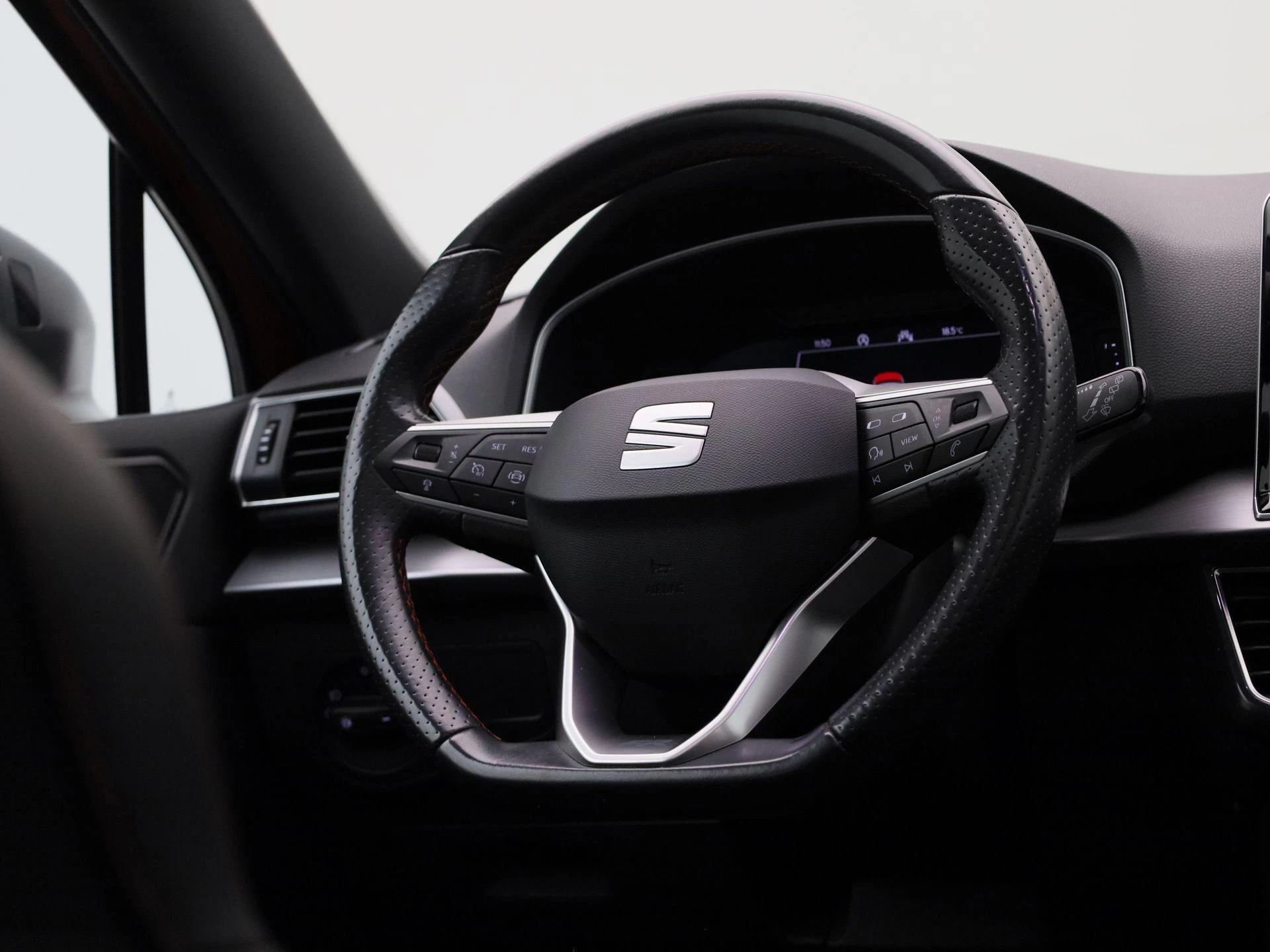 SEAT Tarraco 1.5 TSI FR Business Intense