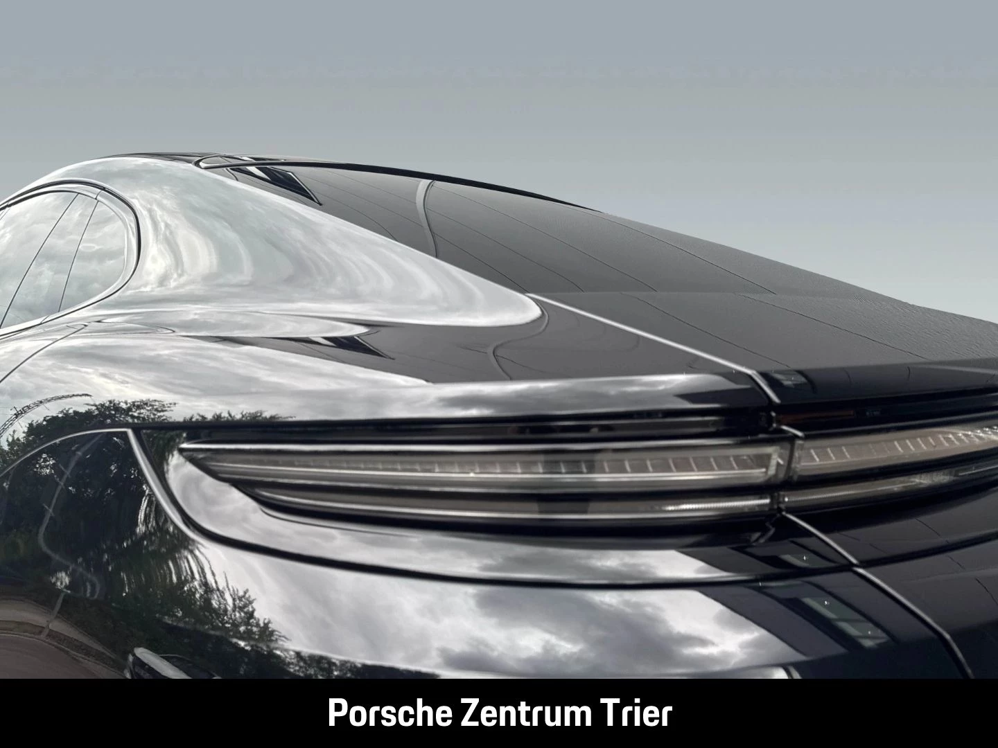Porsche Panamera 4 E-Hybrid InnoDrive HA-Lenkung Head-Up -
