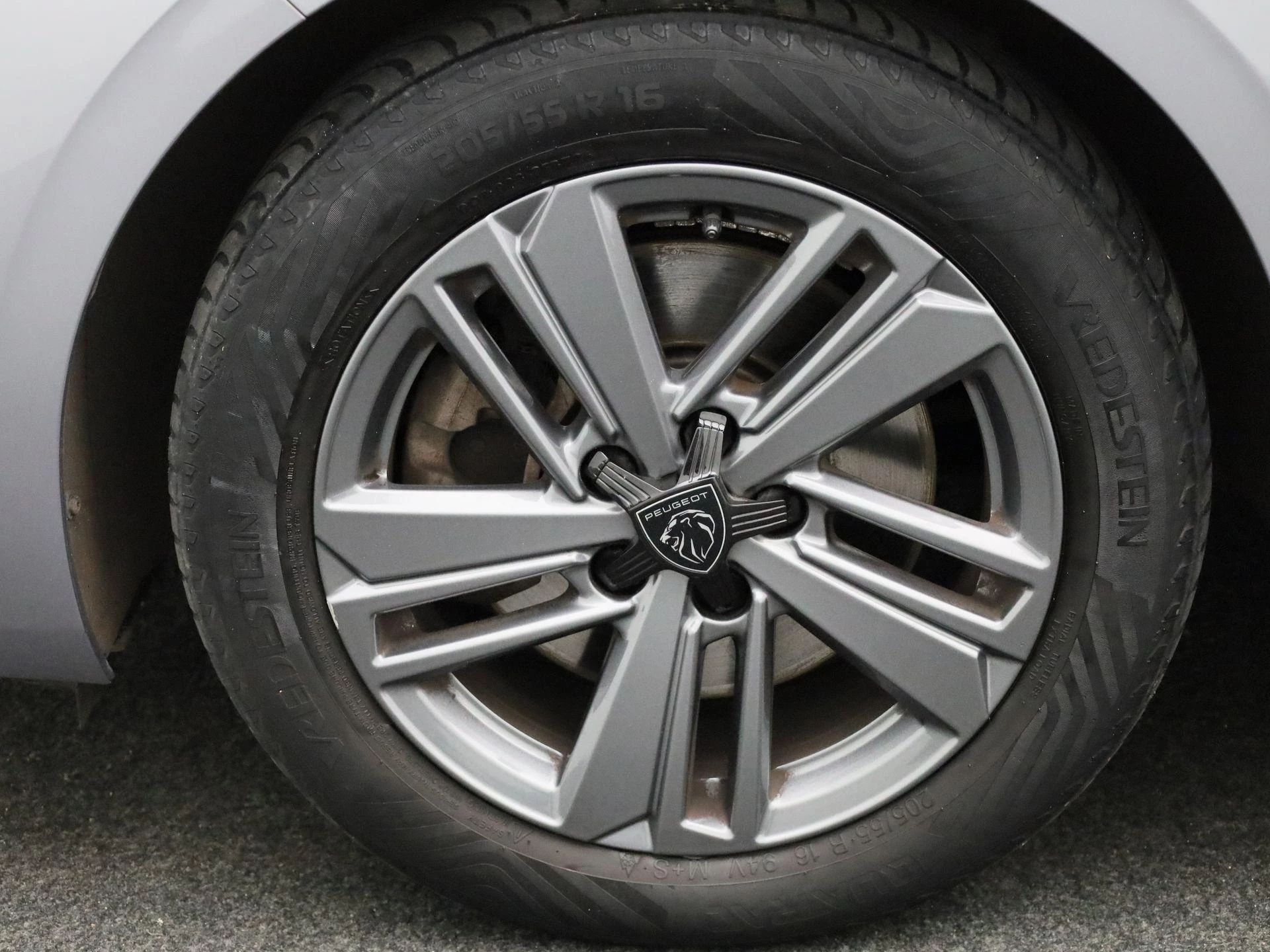 Peugeot-308-image-11