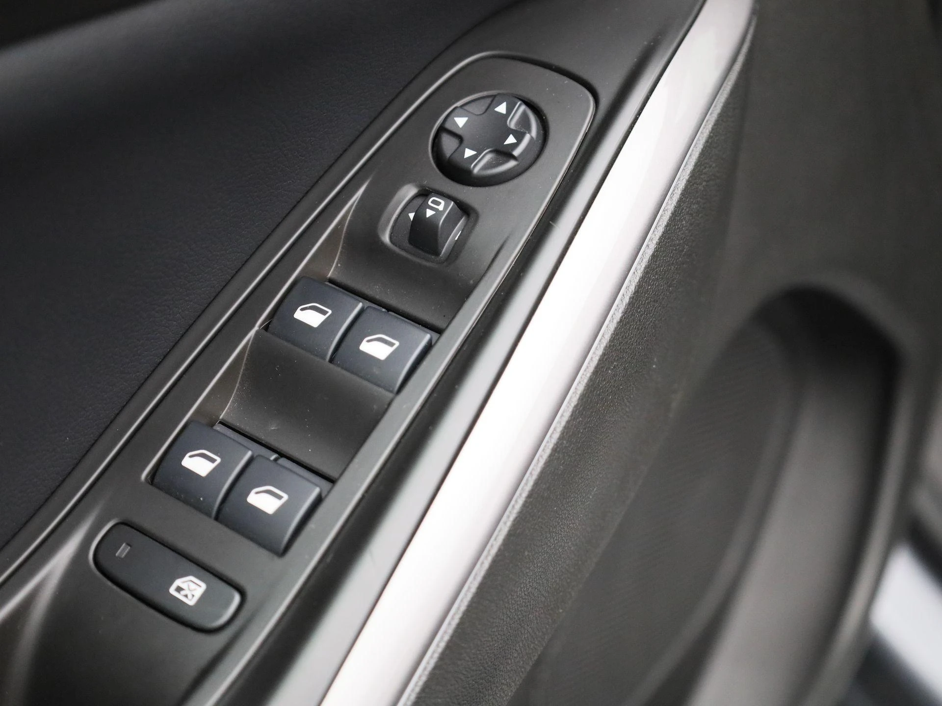 Opel-Grandland-image-31