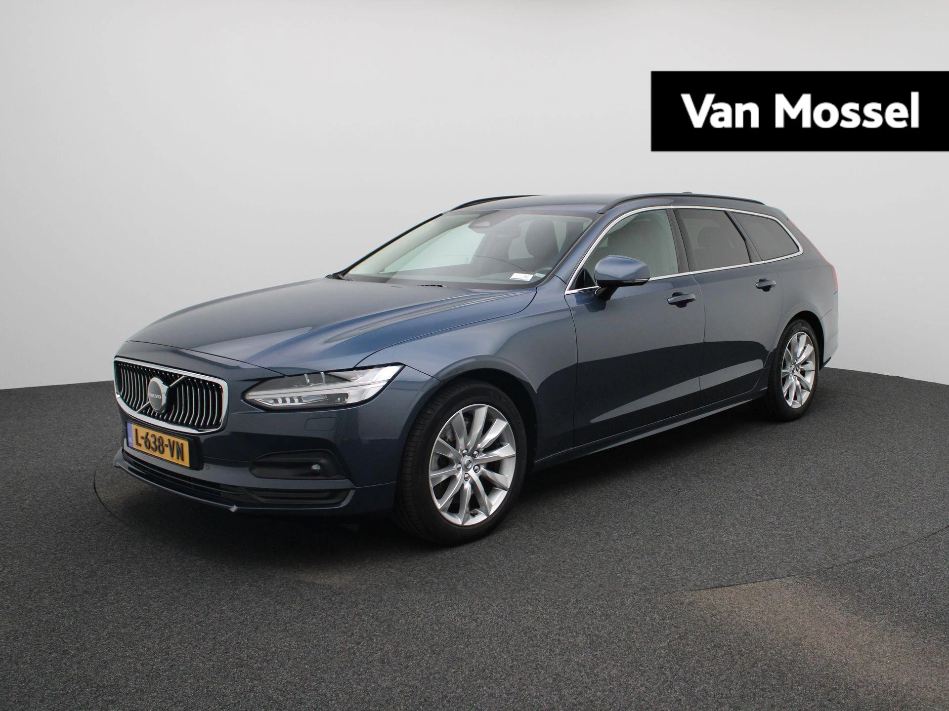 Volvo-V90-image-0