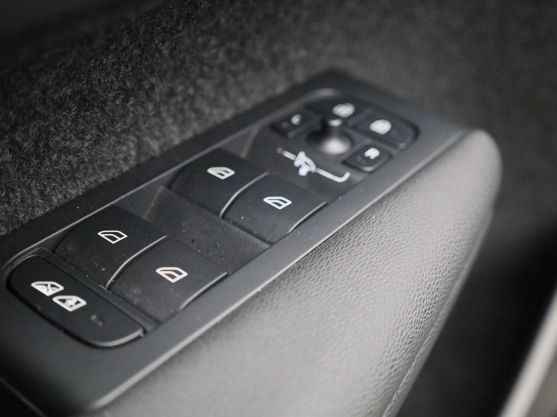 Volvo XC40 Recharge Core