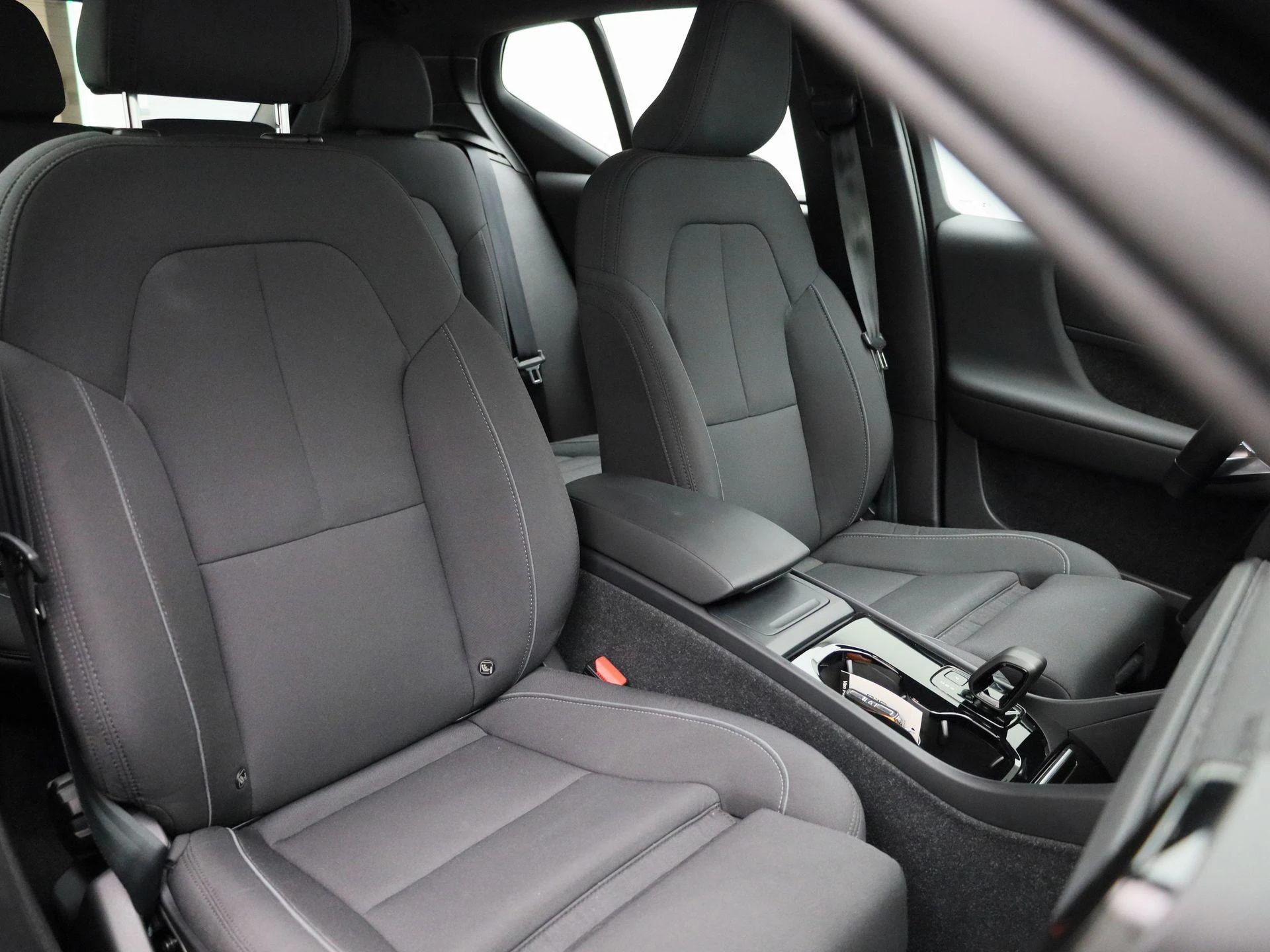 Volvo-XC40-image-36