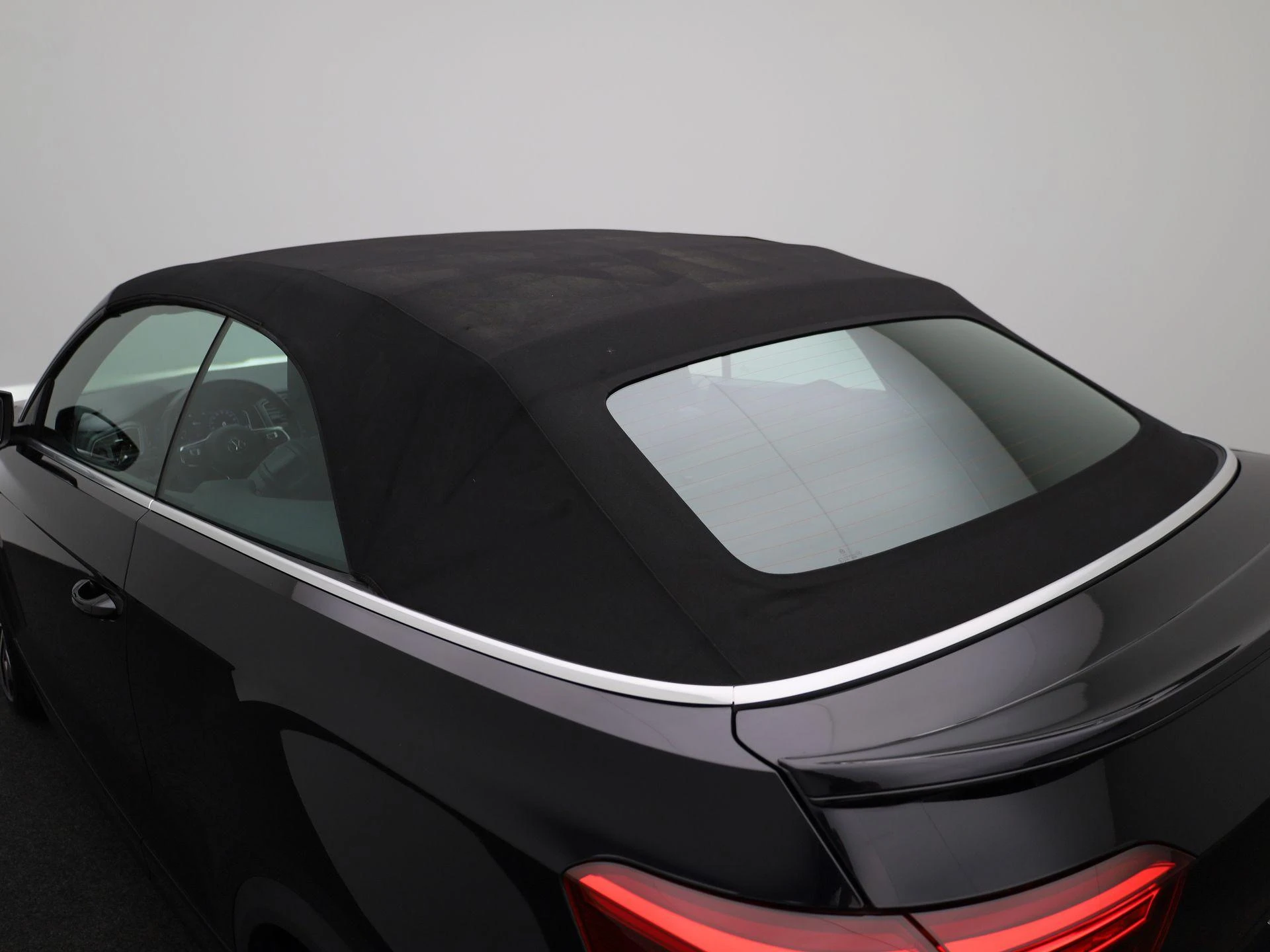 Volkswagen-T-Roc-image-9