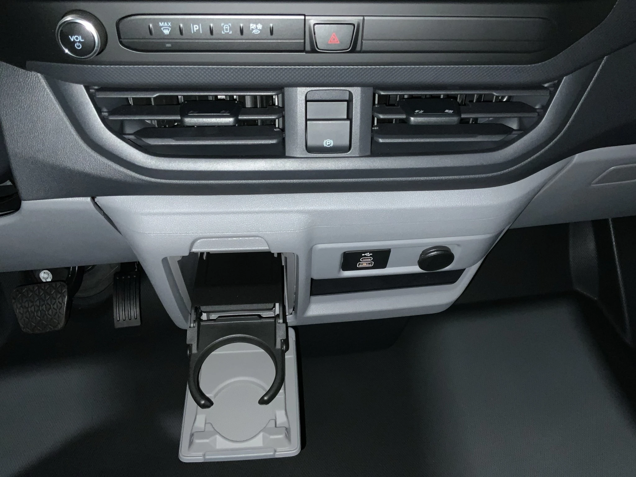 Ford-Transit Custom-image-12