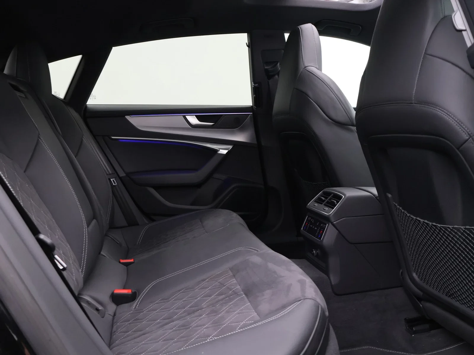 Audi-S7-image-14