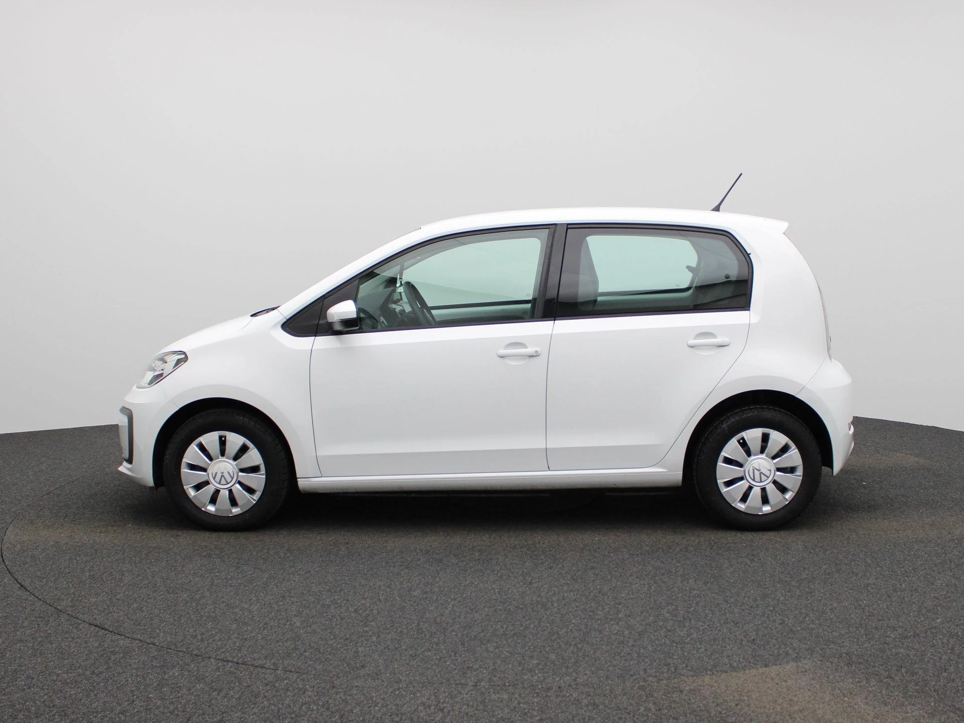 Volkswagen-up!-image-3