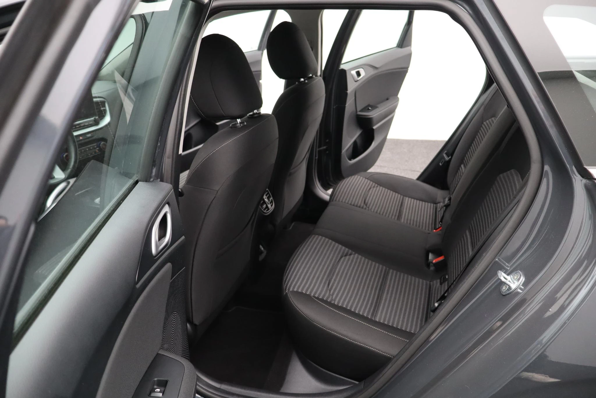 Kia-Ceed Sportswagon-image-43