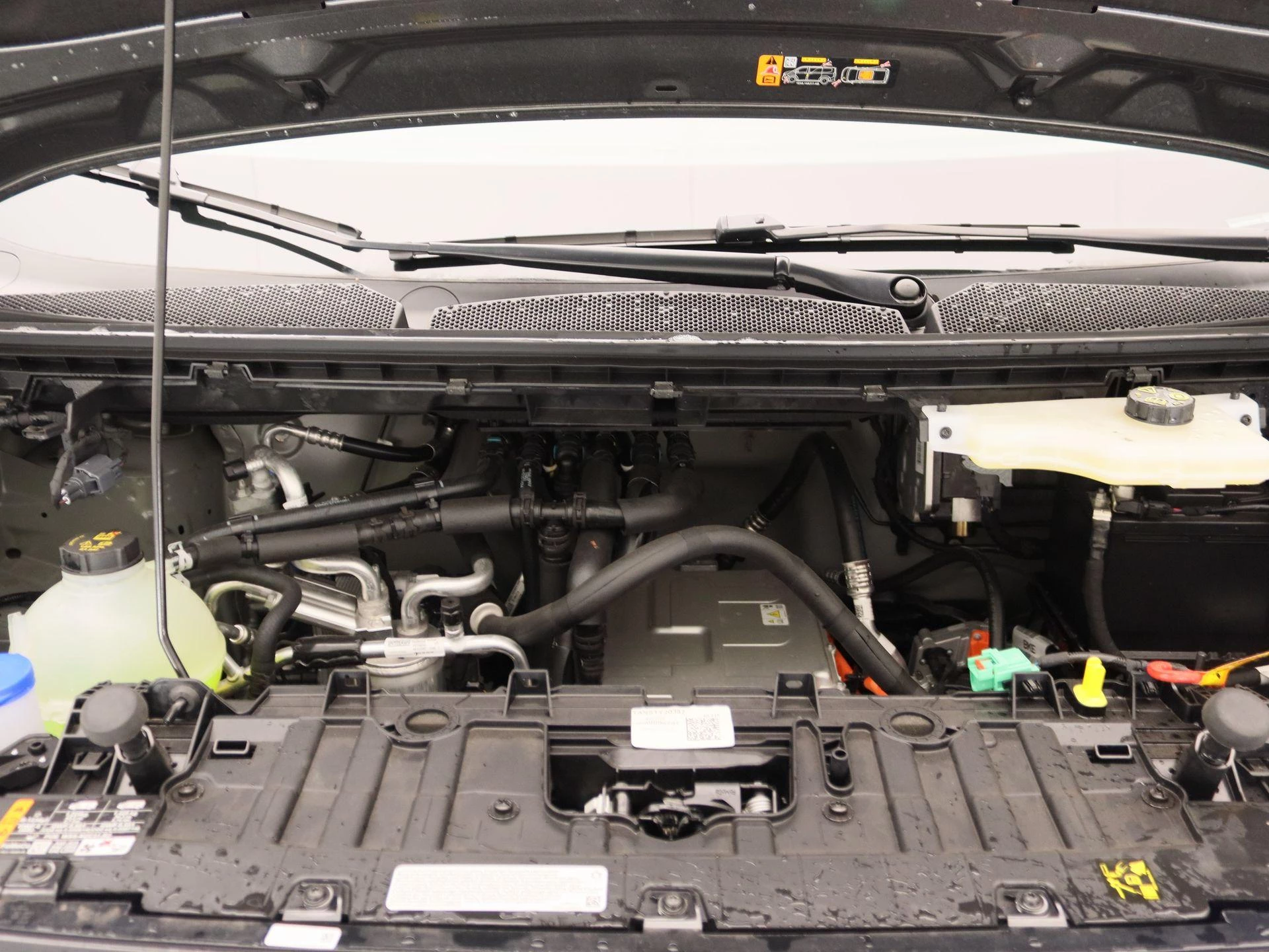 Ford-E-Transit-image-24