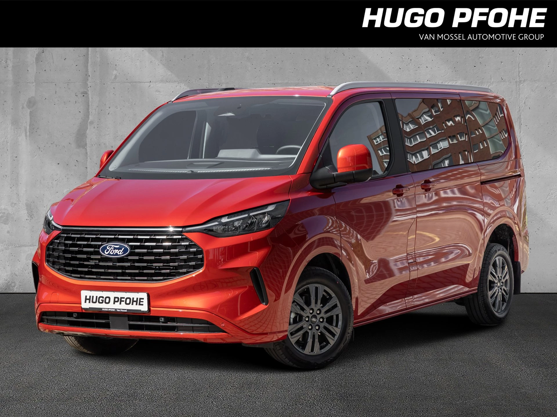 Ford-Tourneo Custom-image-0