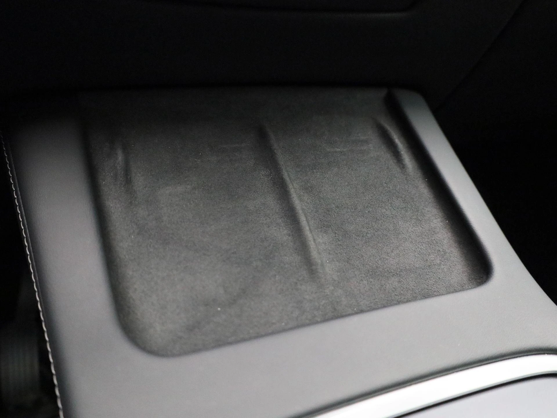 Tesla-Model Y-image-23