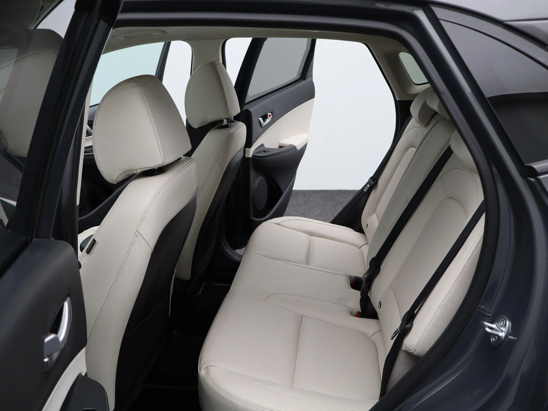Hyundai-Kona-image-10