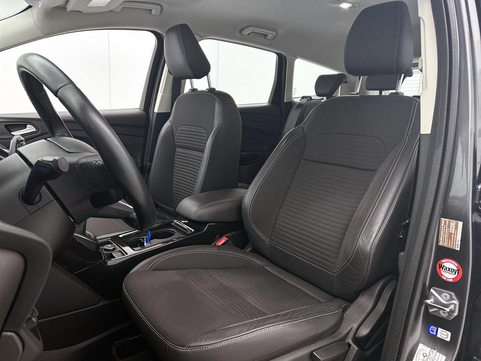 Ford-Kuga-image-28