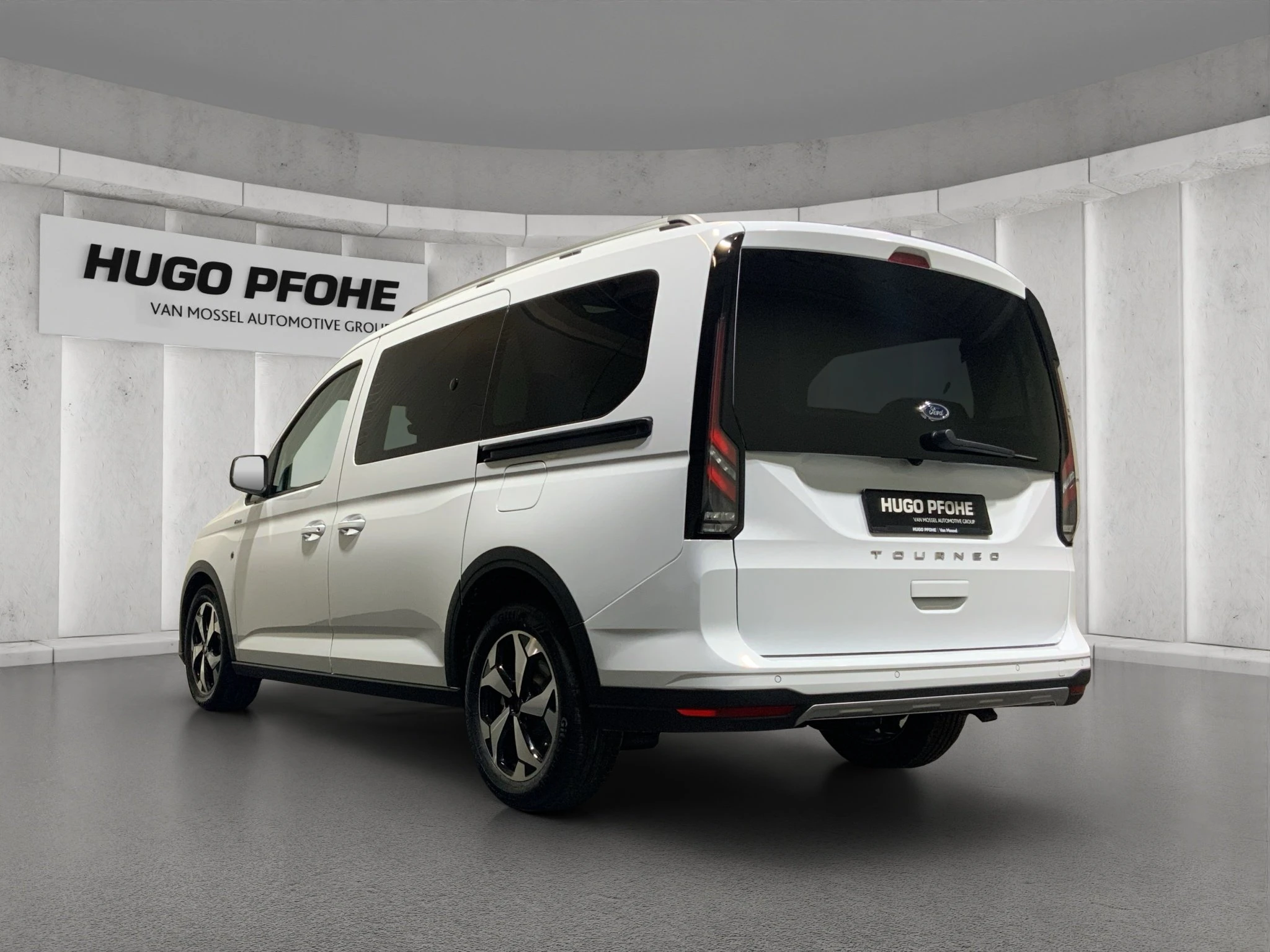 Ford-Tourneo Connect-image-2