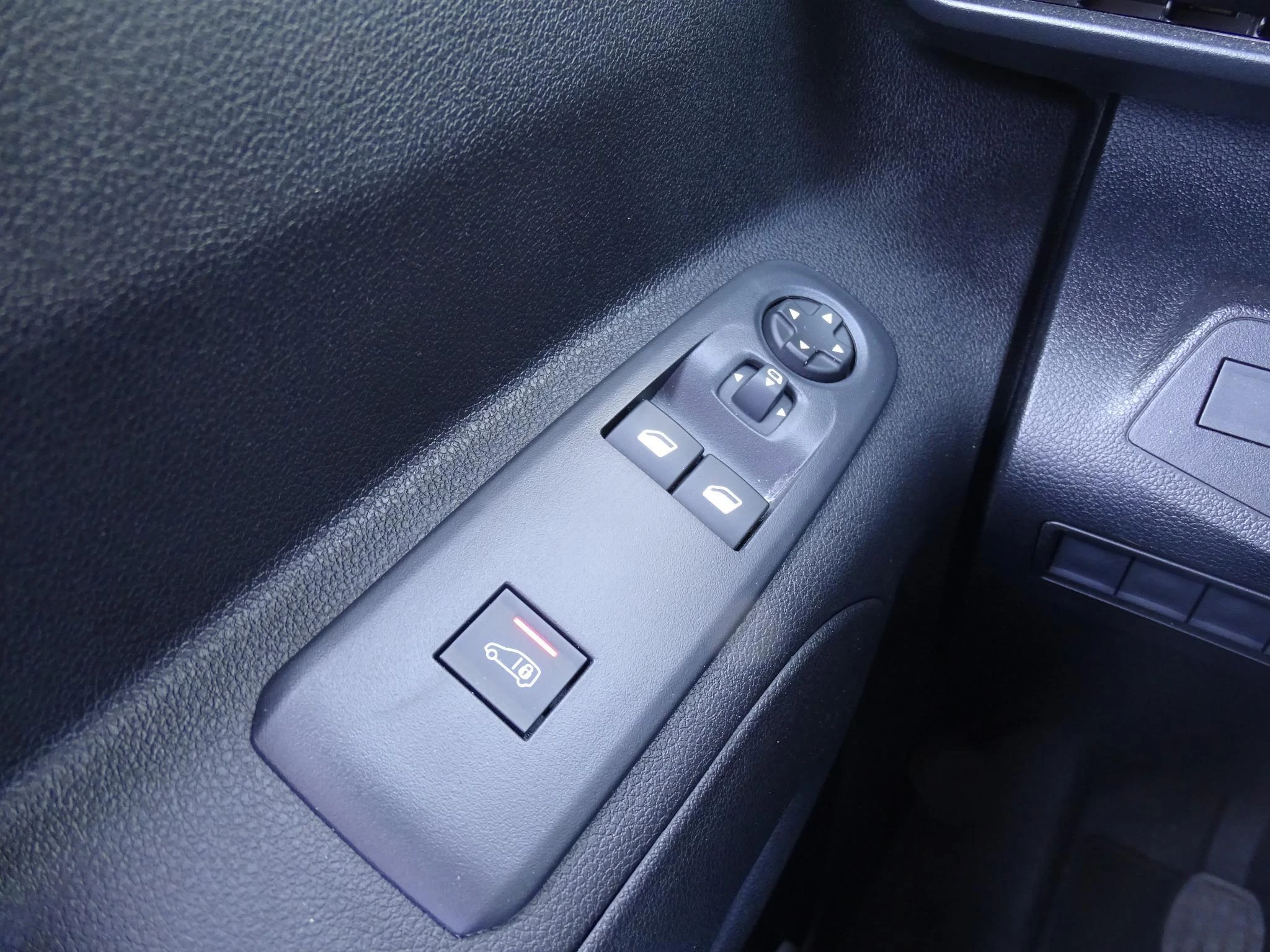 Opel-Combo-image-24