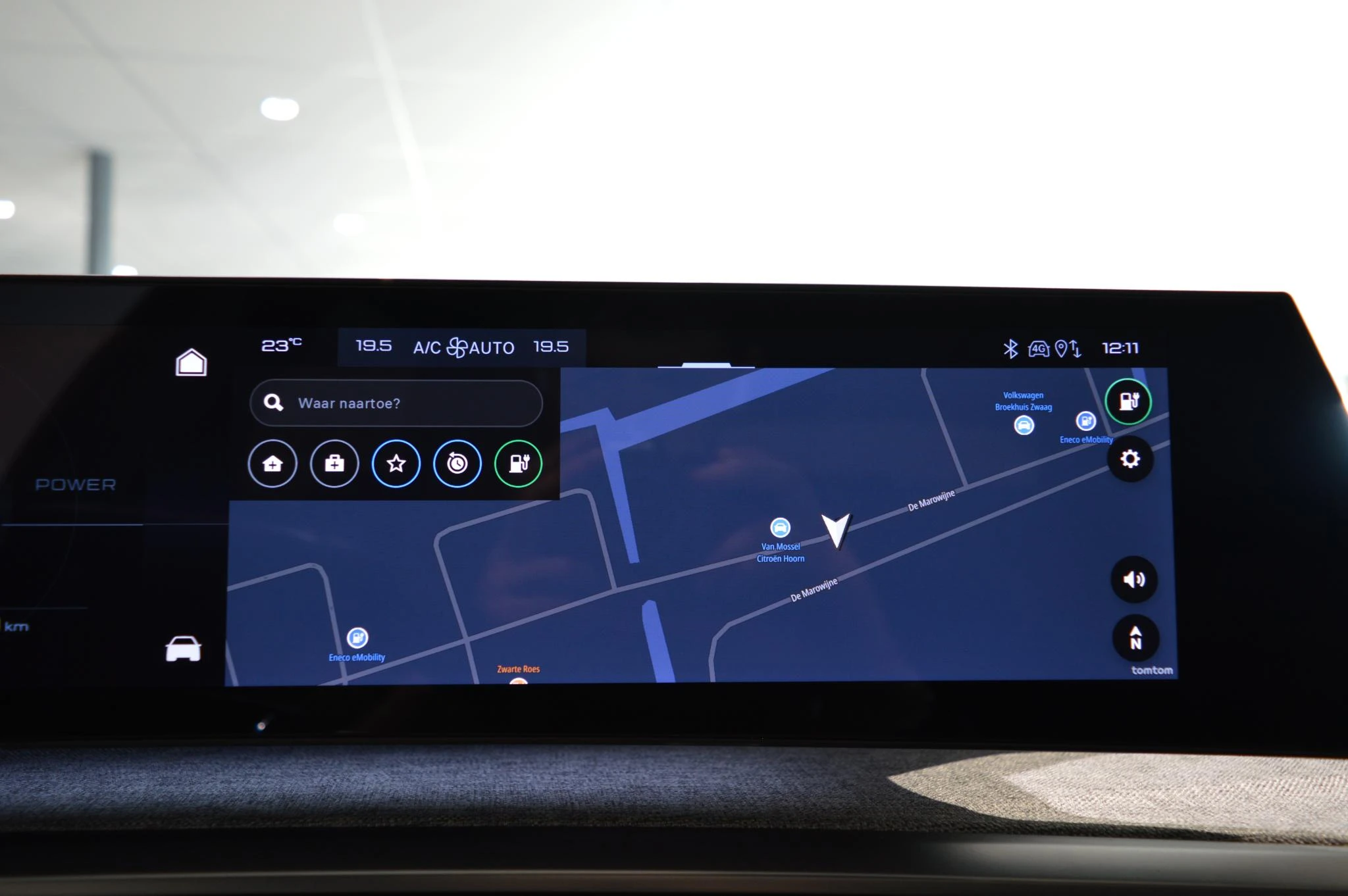 Peugeot-e-5008-image-21