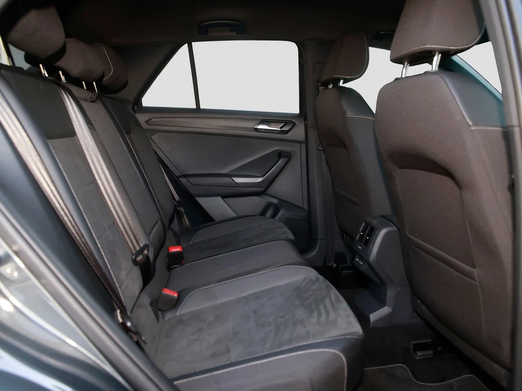 Volkswagen T-Roc 1.5 TSI DSG R-Line AHK/Navi/RFK