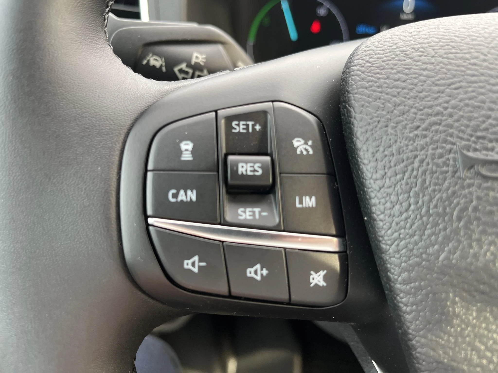 Ford-E-Transit-image-24