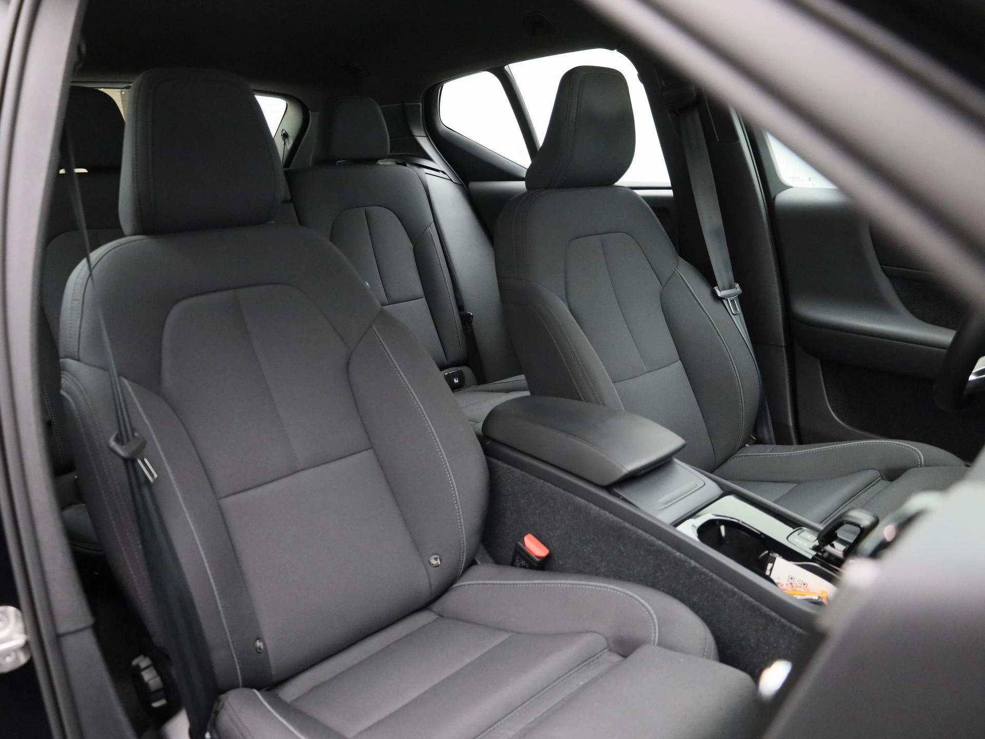 Volvo-XC40-image-33