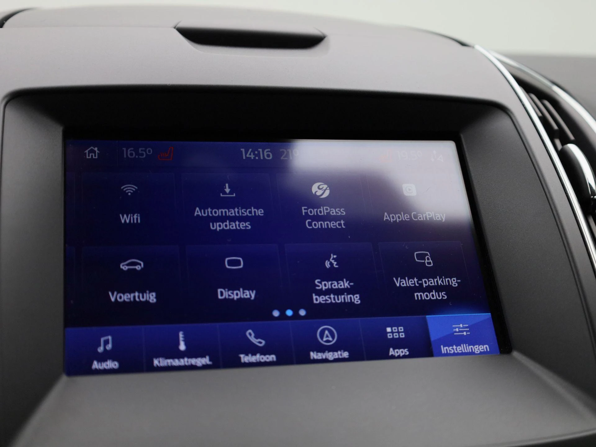 Ford-S-Max-image-26