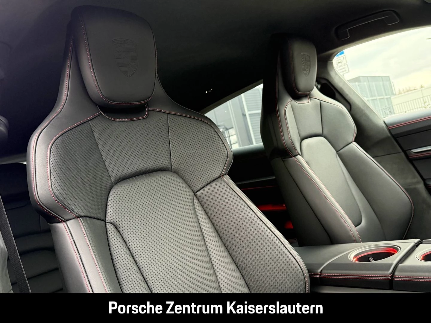 Porsche Taycan GTS Sport Turismo HA-Lenkung Active-Ride gts
