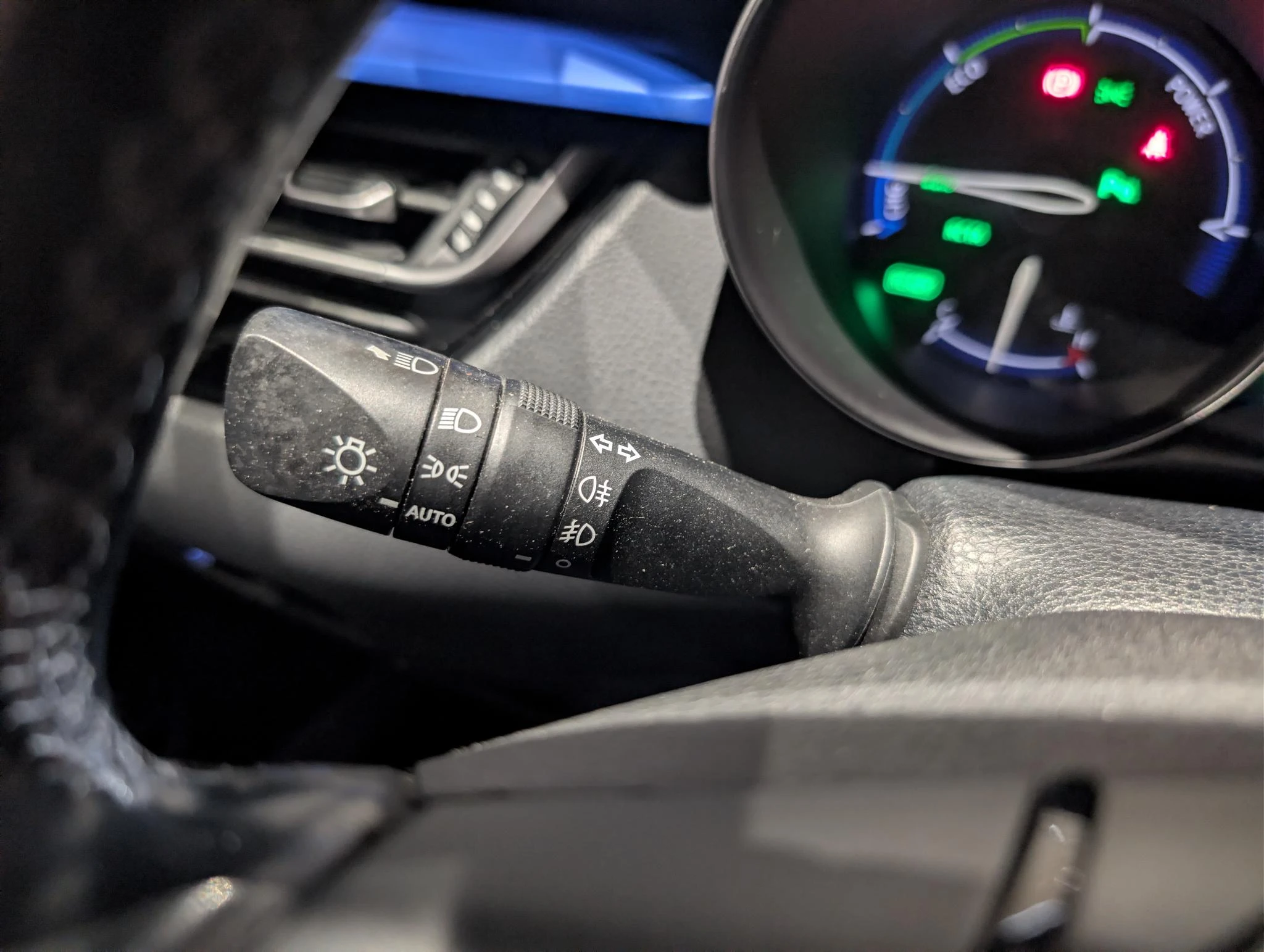 Toyota-C-HR-image-20
