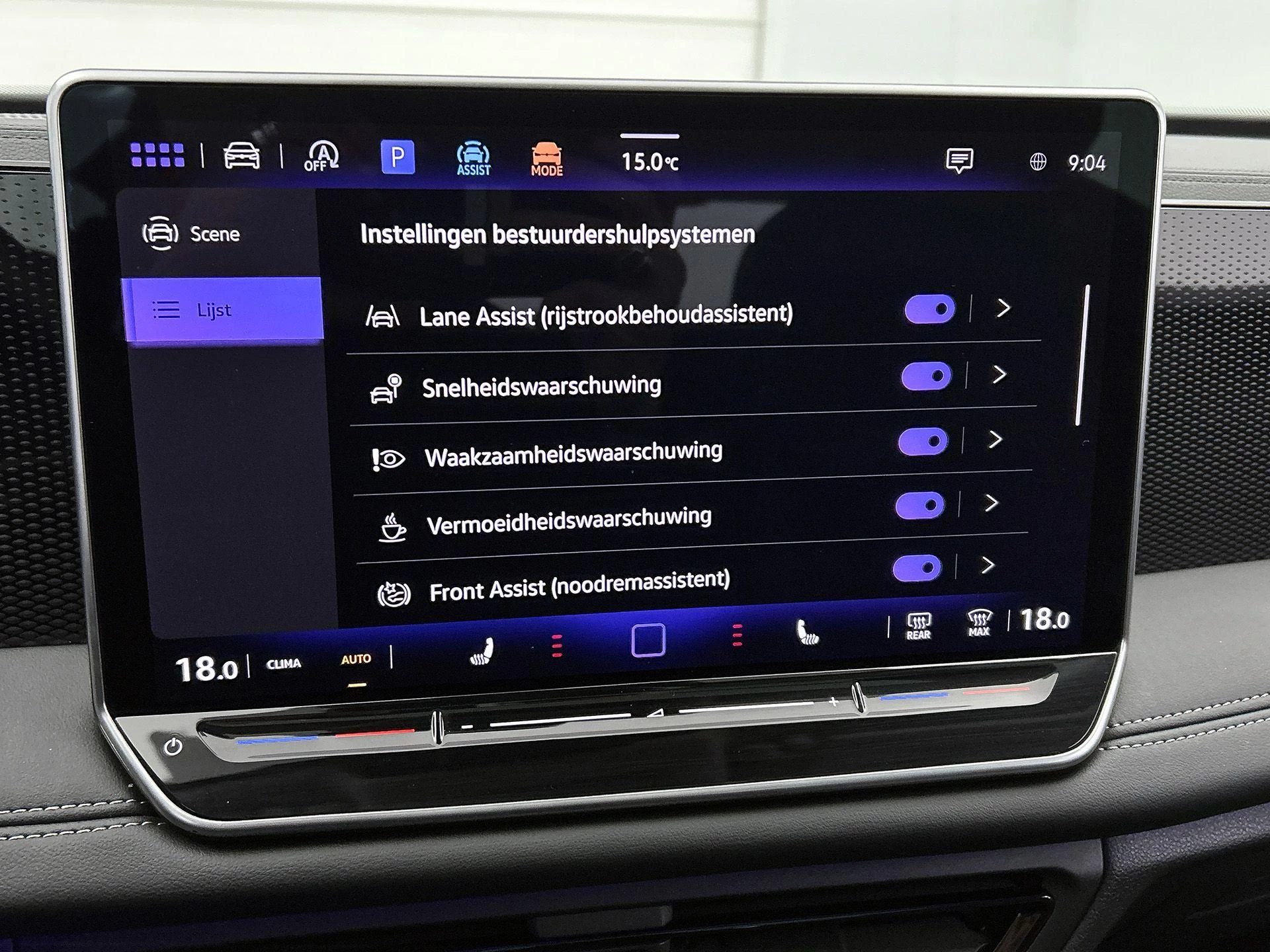 Volkswagen-Tiguan-image-13
