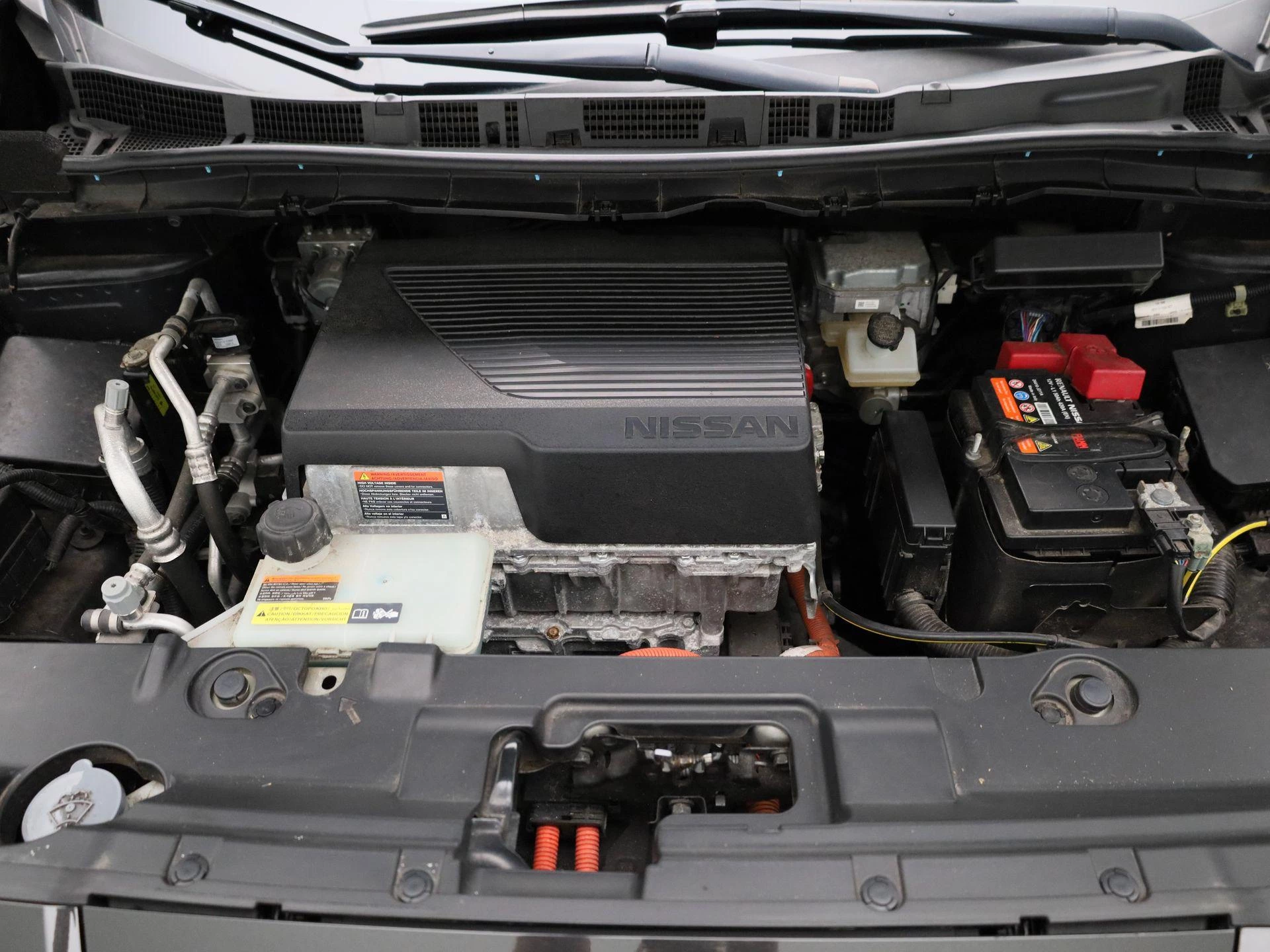 Nissan-Leaf-image-32