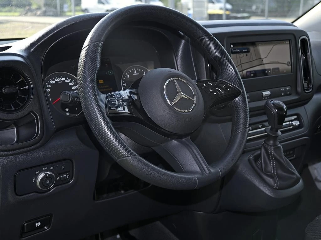 Mercedes-Benz-Vito 116-image-8